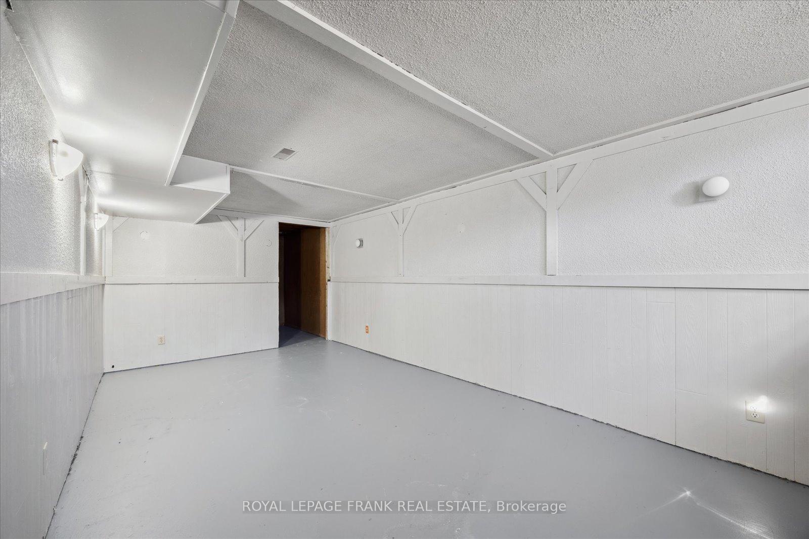 Photo 26 of 350 Pine Avenue, Oshawa, Vanier — HOMEH