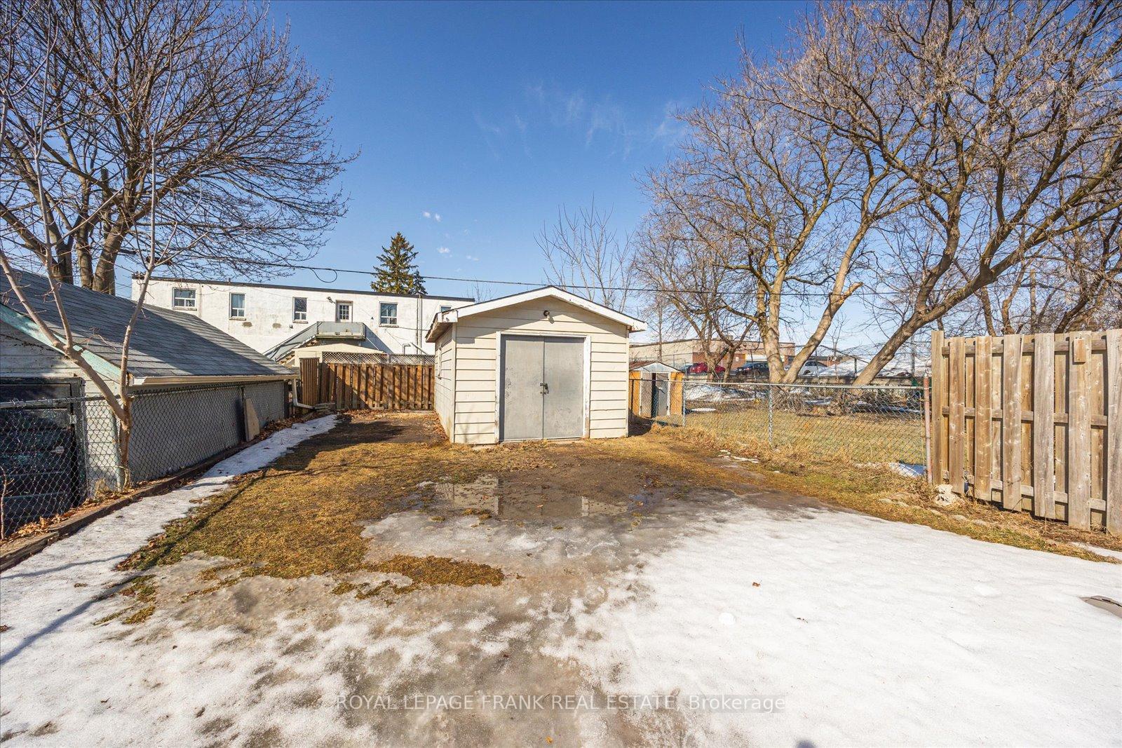 Photo 32 of 350 Pine Avenue, Oshawa, Vanier — HOMEH