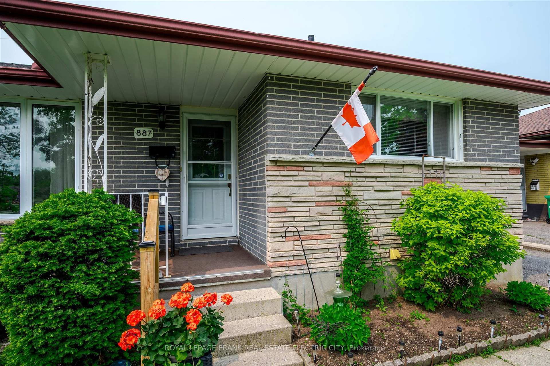 Photo 5 of 887 Westdale Avenue, Peterborough, Northcrest Ward 5 — HOMEH