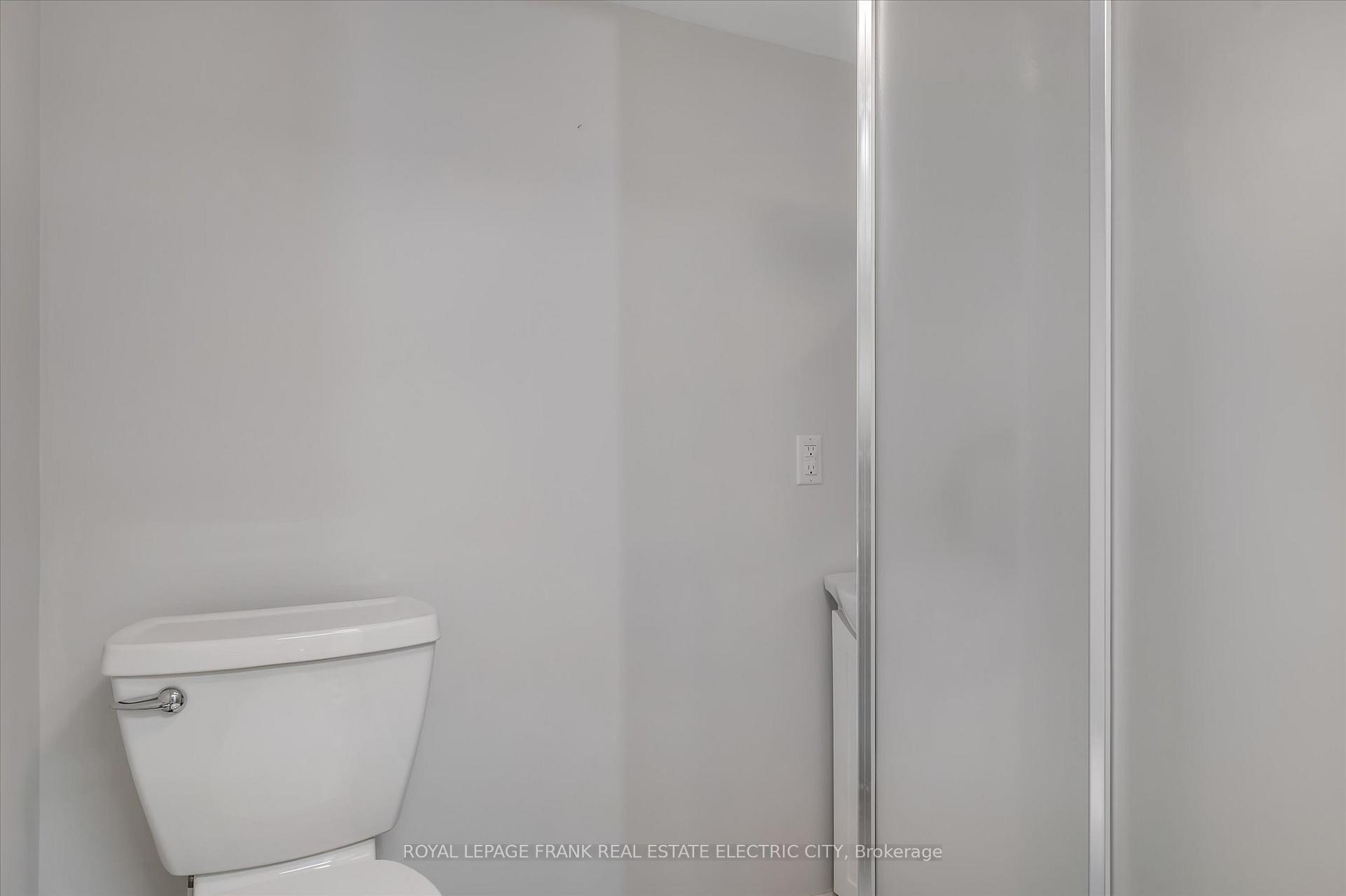 Photo 26 of 887 Westdale Avenue, Peterborough, Northcrest Ward 5 — HOMEH