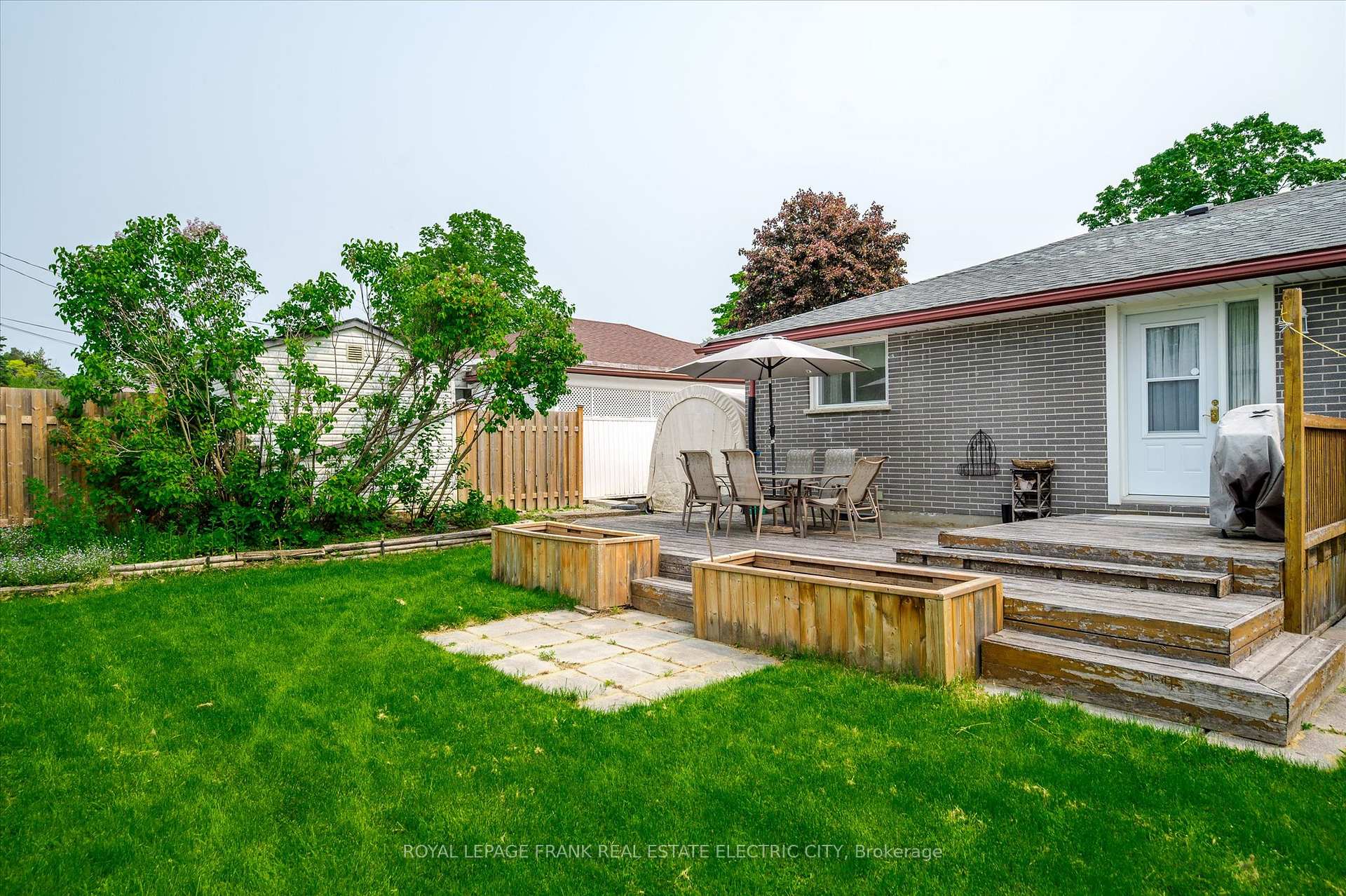 Photo 33 of 887 Westdale Avenue, Peterborough, Northcrest Ward 5 — HOMEH
