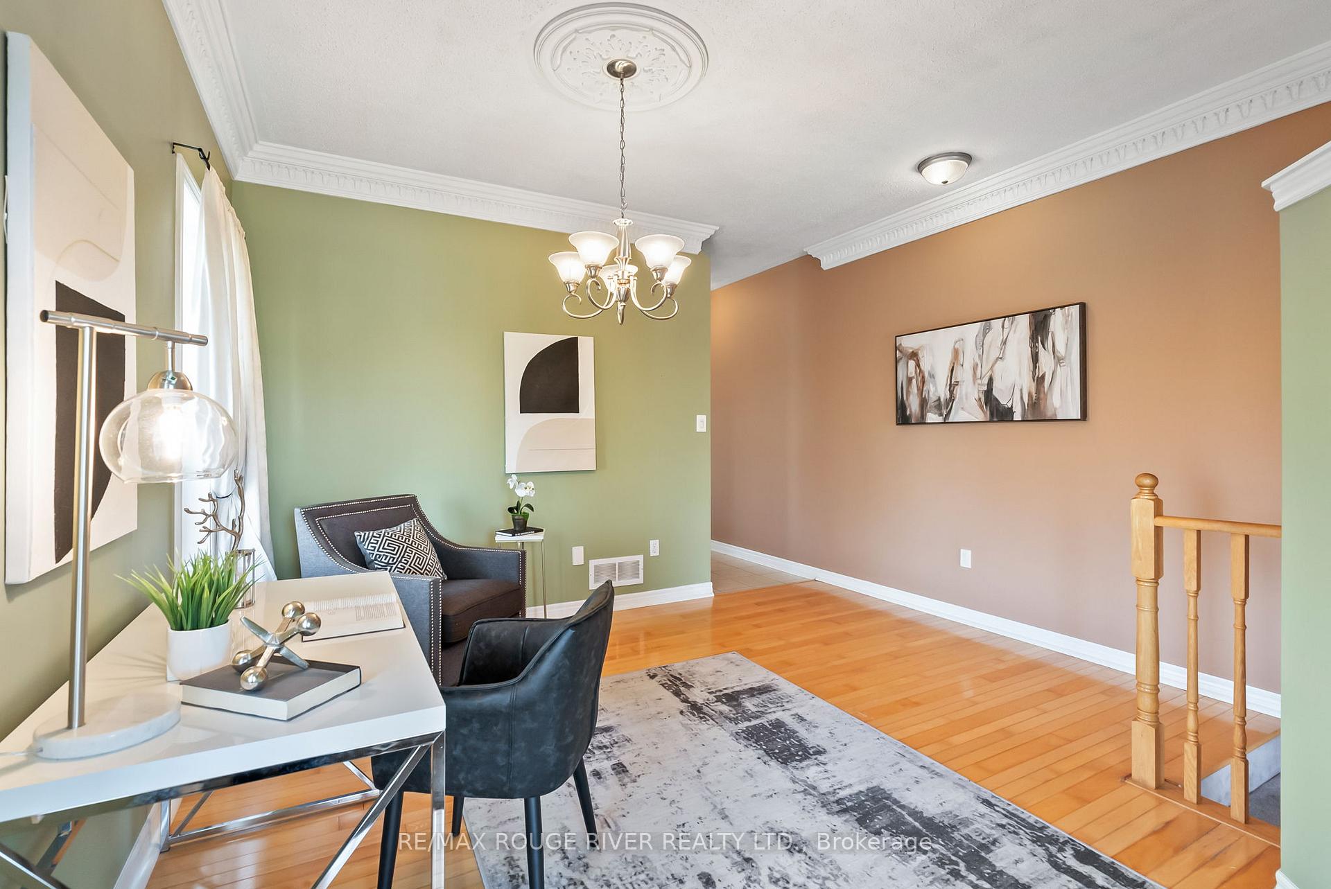 Photo 4 of 727 Ormond Drive, Oshawa, Samac — HOMEH