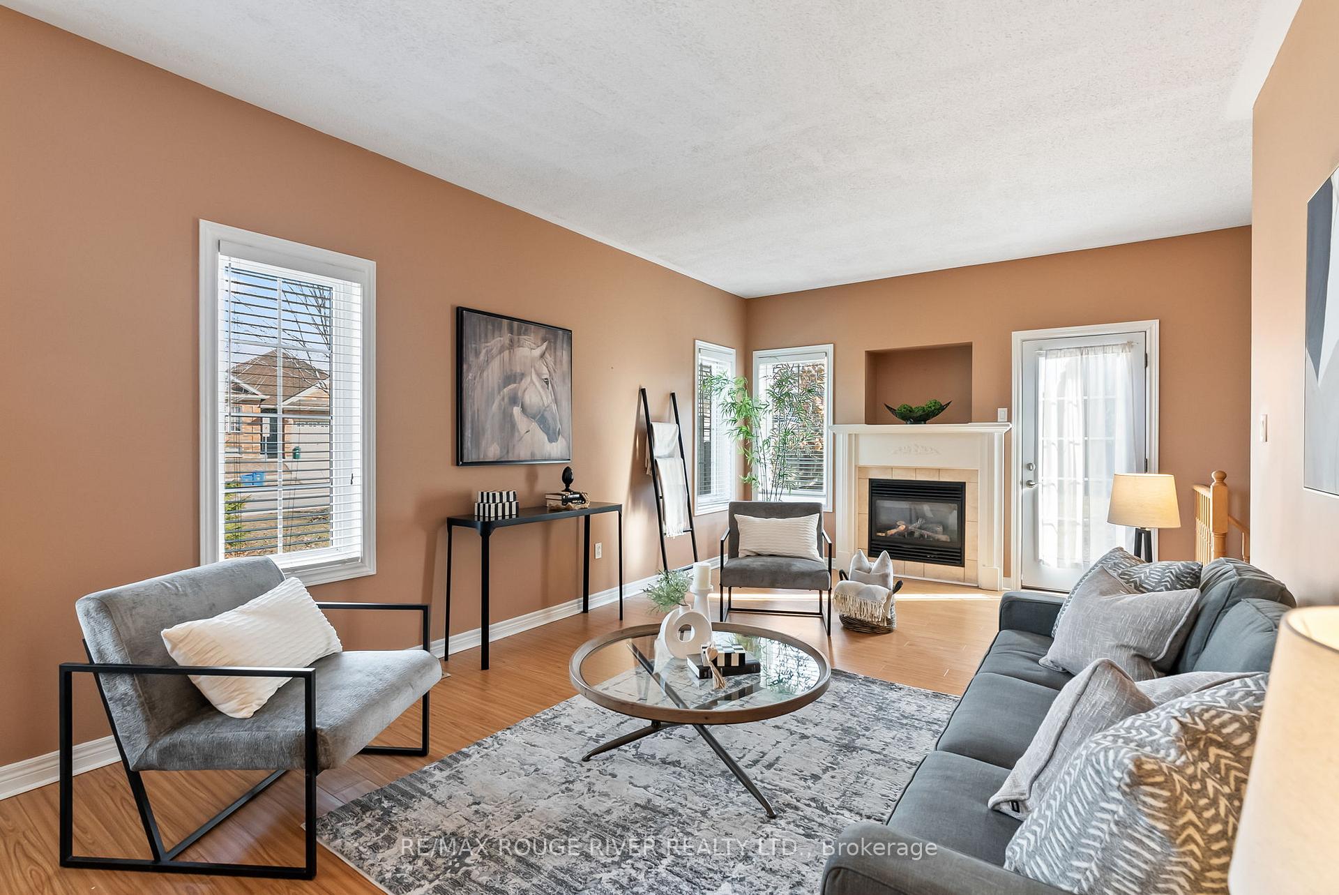 Photo 12 of 727 Ormond Drive, Oshawa, Samac — HOMEH