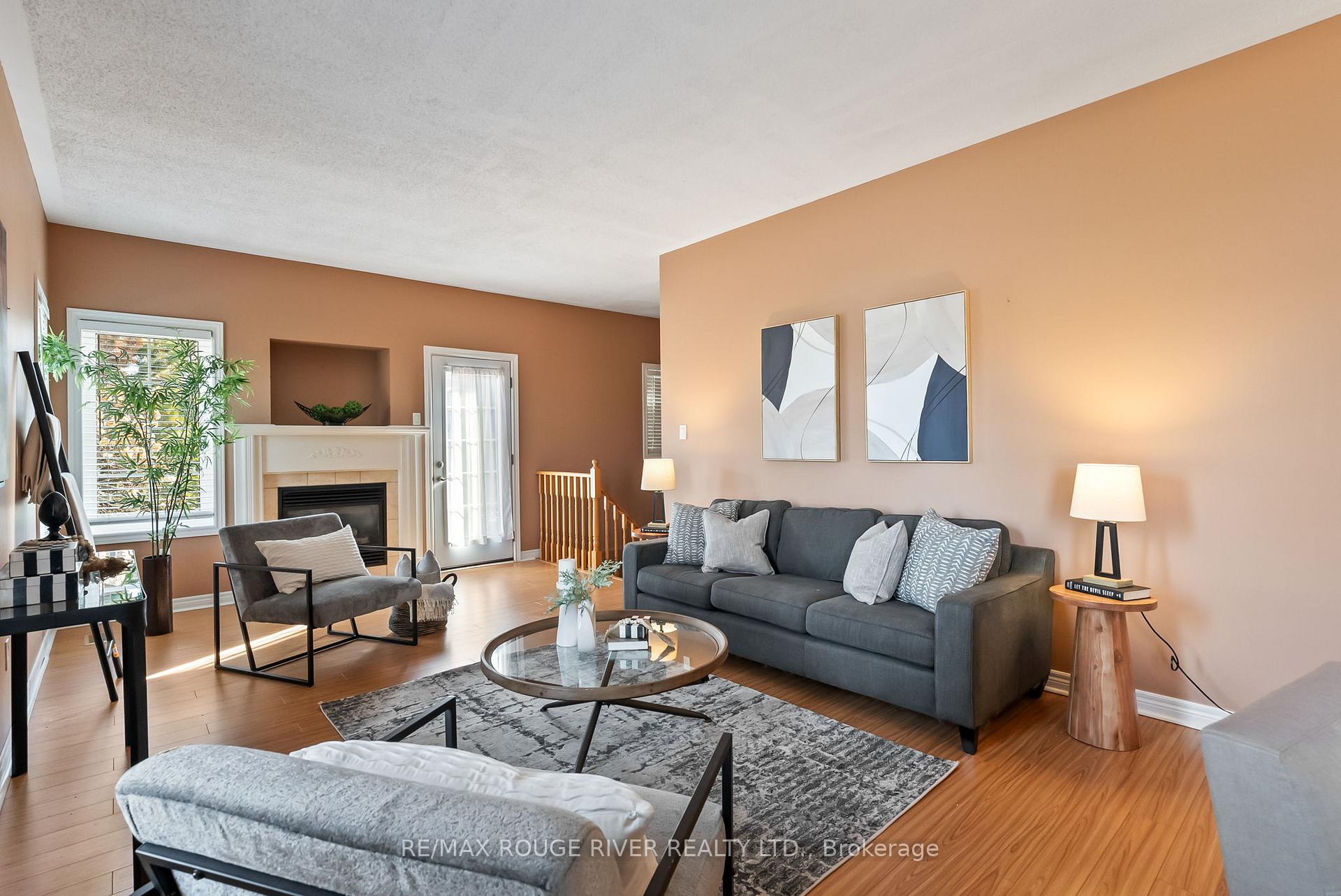 Photo 13 of 727 Ormond Drive, Oshawa, Samac — HOMEH