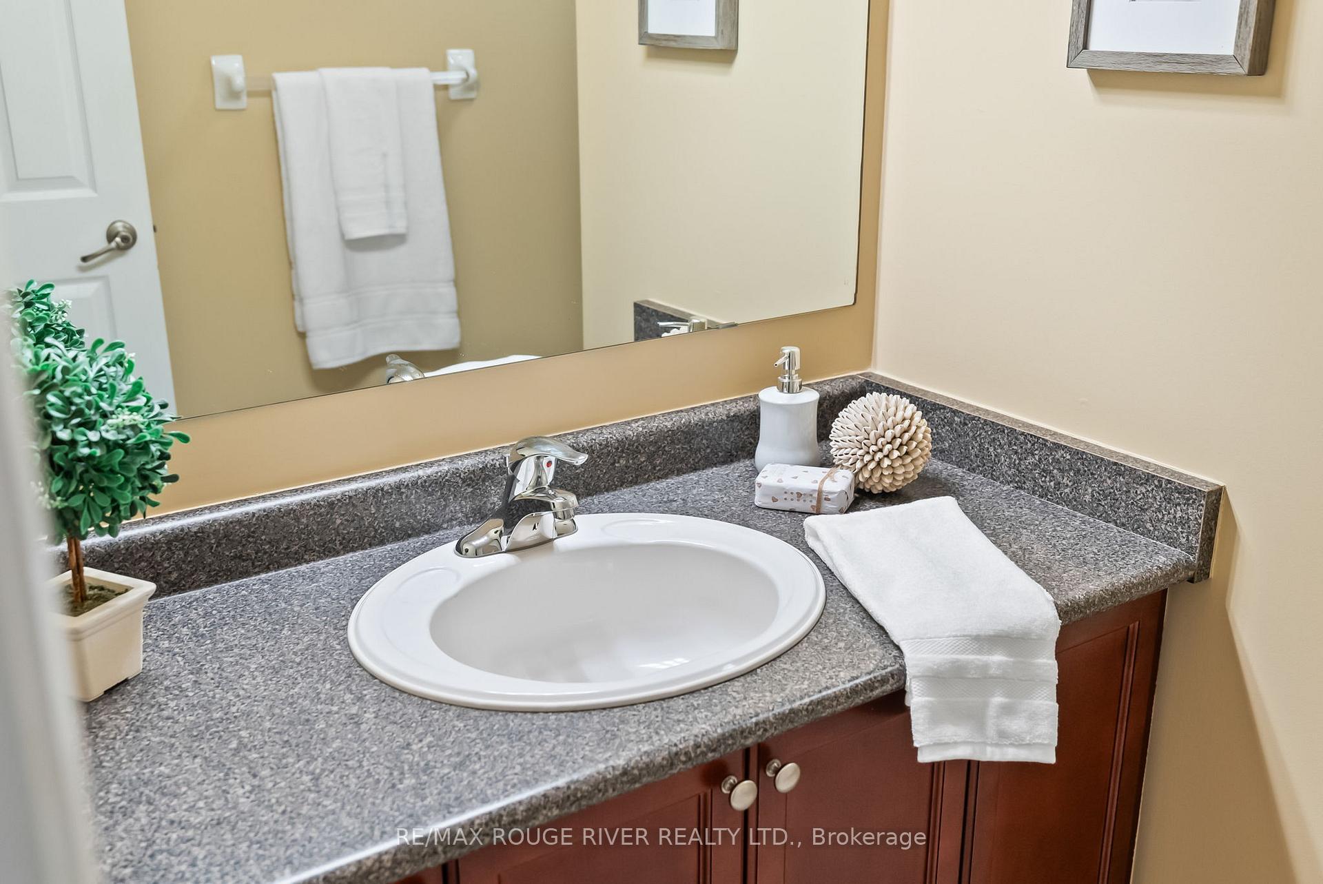 Photo 26 of 727 Ormond Drive, Oshawa, Samac — HOMEH