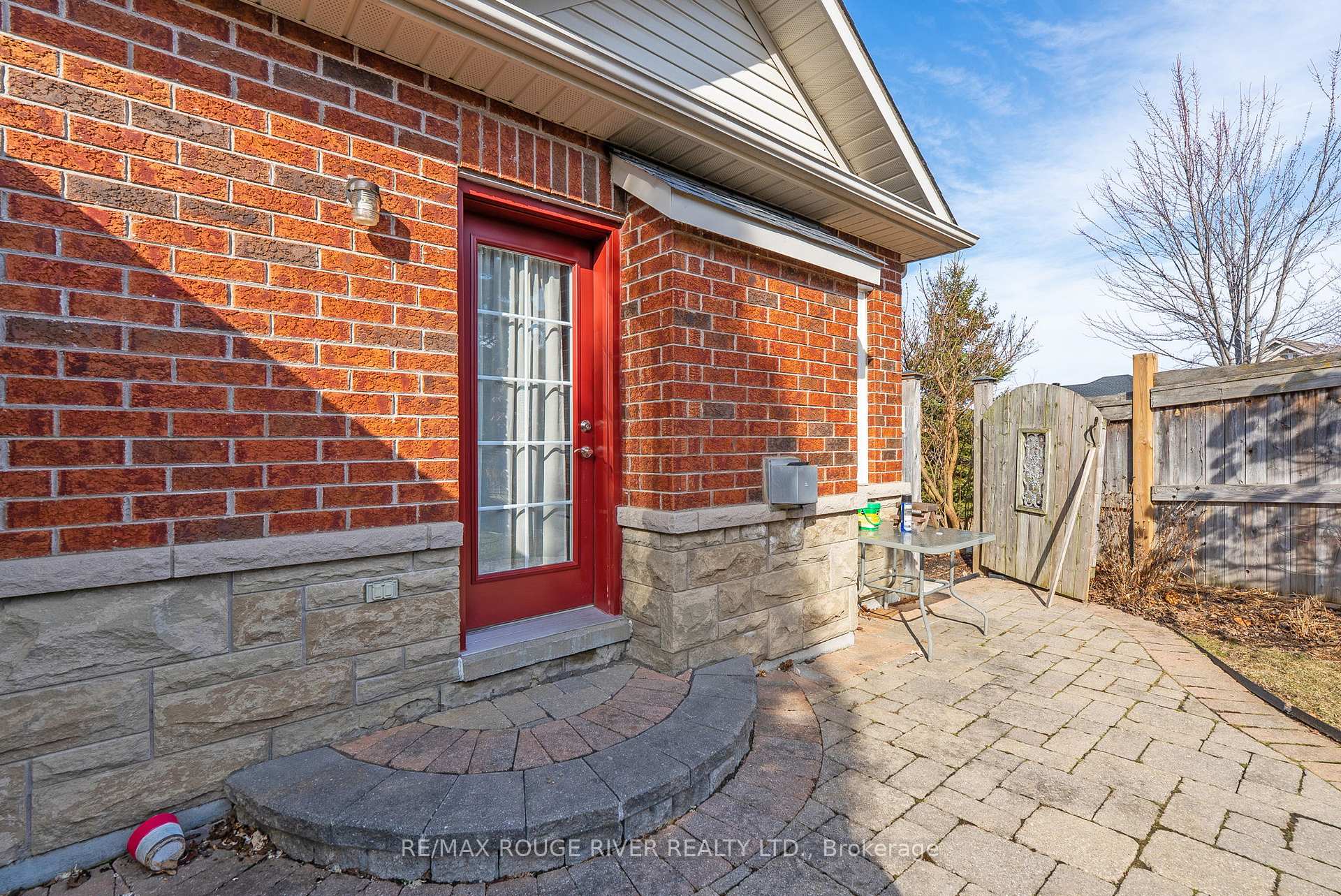 Photo 39 of 727 Ormond Drive, Oshawa, Samac — HOMEH