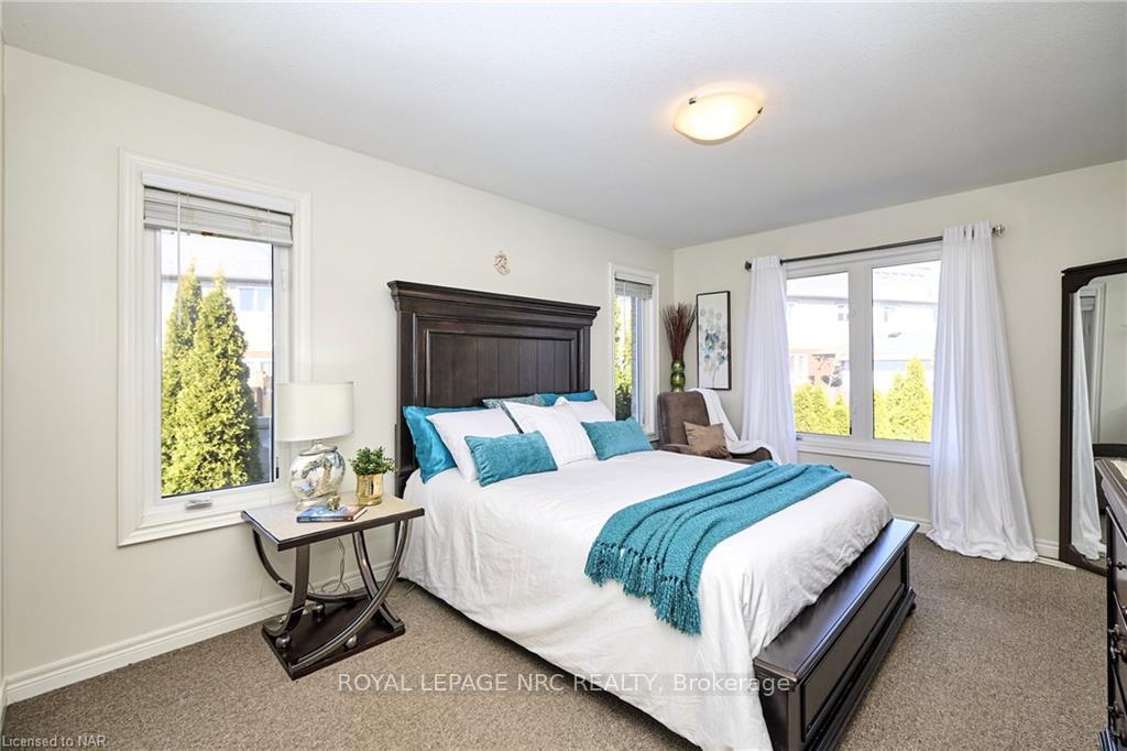 Photo 15 of 98 Cardinal Crescent, Welland, Coyle Creek — HOMEH