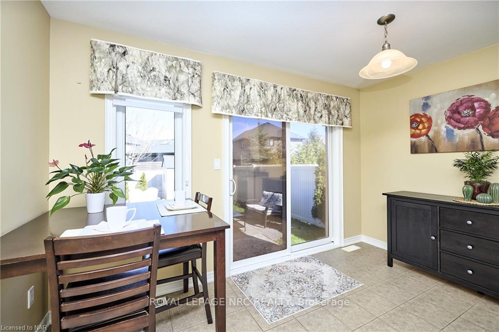 Photo 21 of 98 Cardinal Crescent, Welland, Coyle Creek — HOMEH