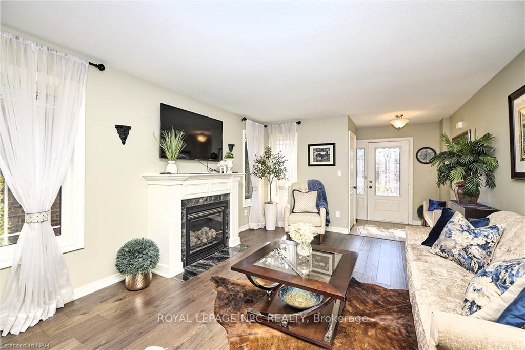 Photo 23 of 98 Cardinal Crescent, Welland, Coyle Creek — HOMEH