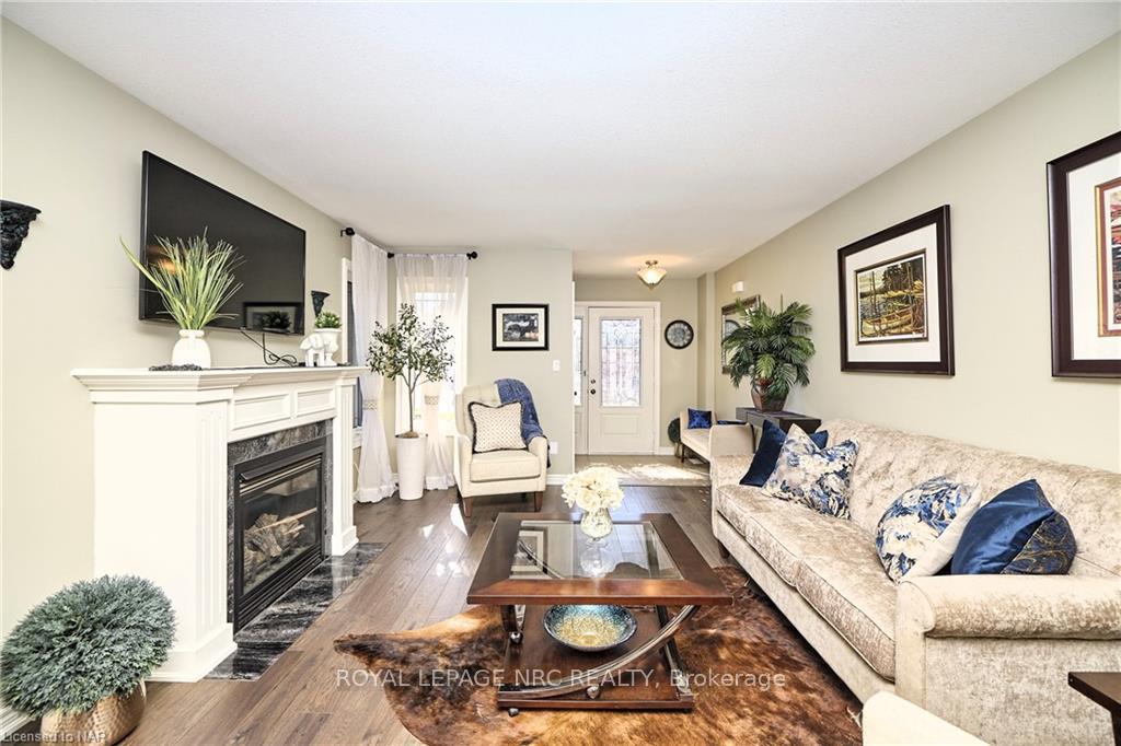 Photo 24 of 98 Cardinal Crescent, Welland, Coyle Creek — HOMEH