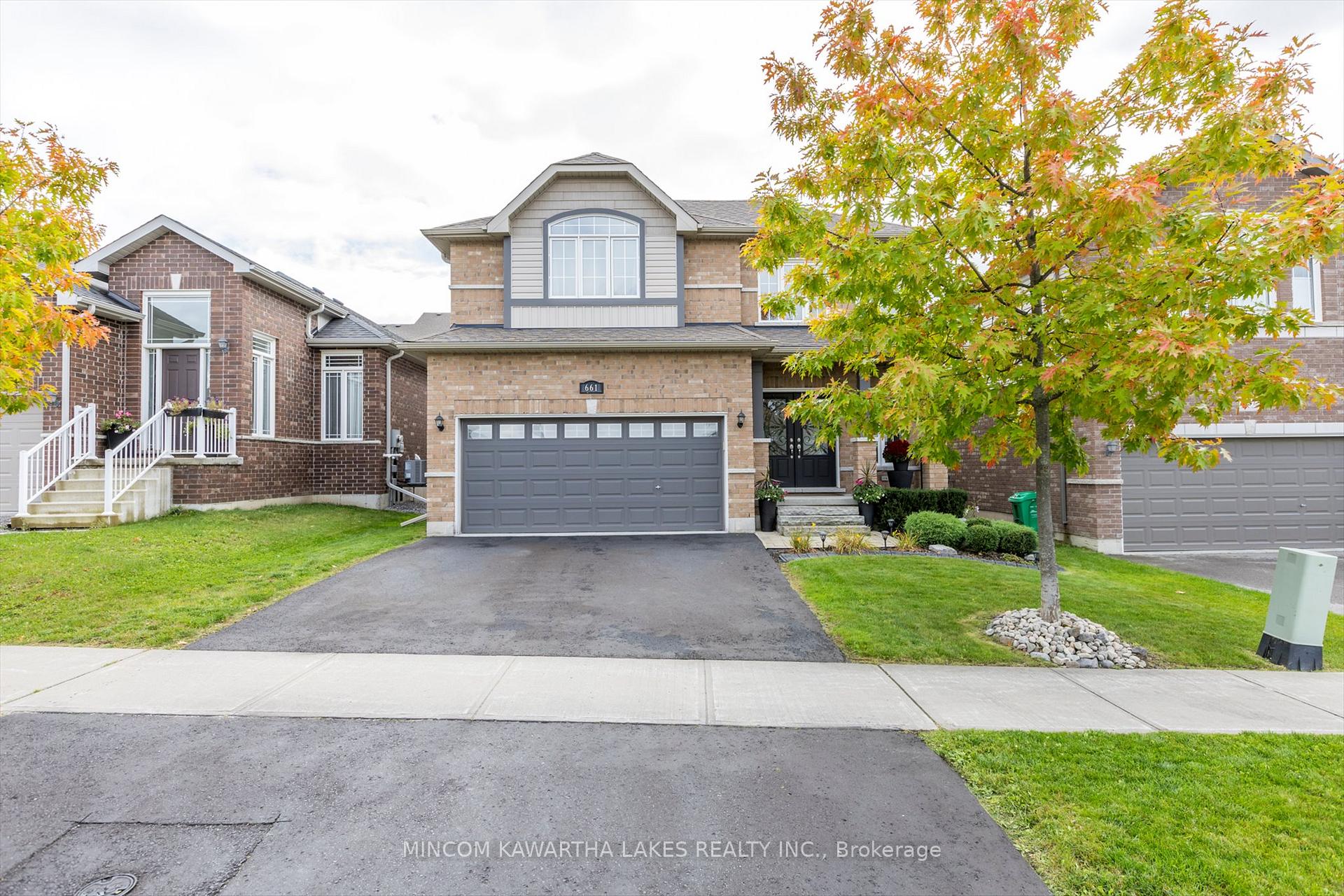 Photo 2 of 661 Goodwin Terrace, Peterborough, Monaghan Ward 2 — HOMEH