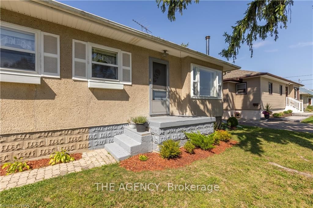 Photo 32 of 19 Verne Avenue, Welland, Broadway — HOMEH
