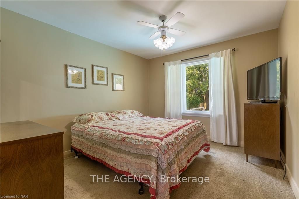 Photo 20 of 19 Verne Avenue, Welland, Broadway — HOMEH