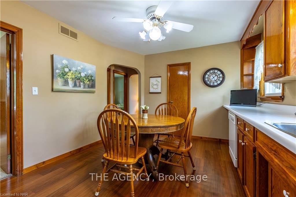 Photo 9 of 19 Verne Avenue, Welland, Broadway — HOMEH