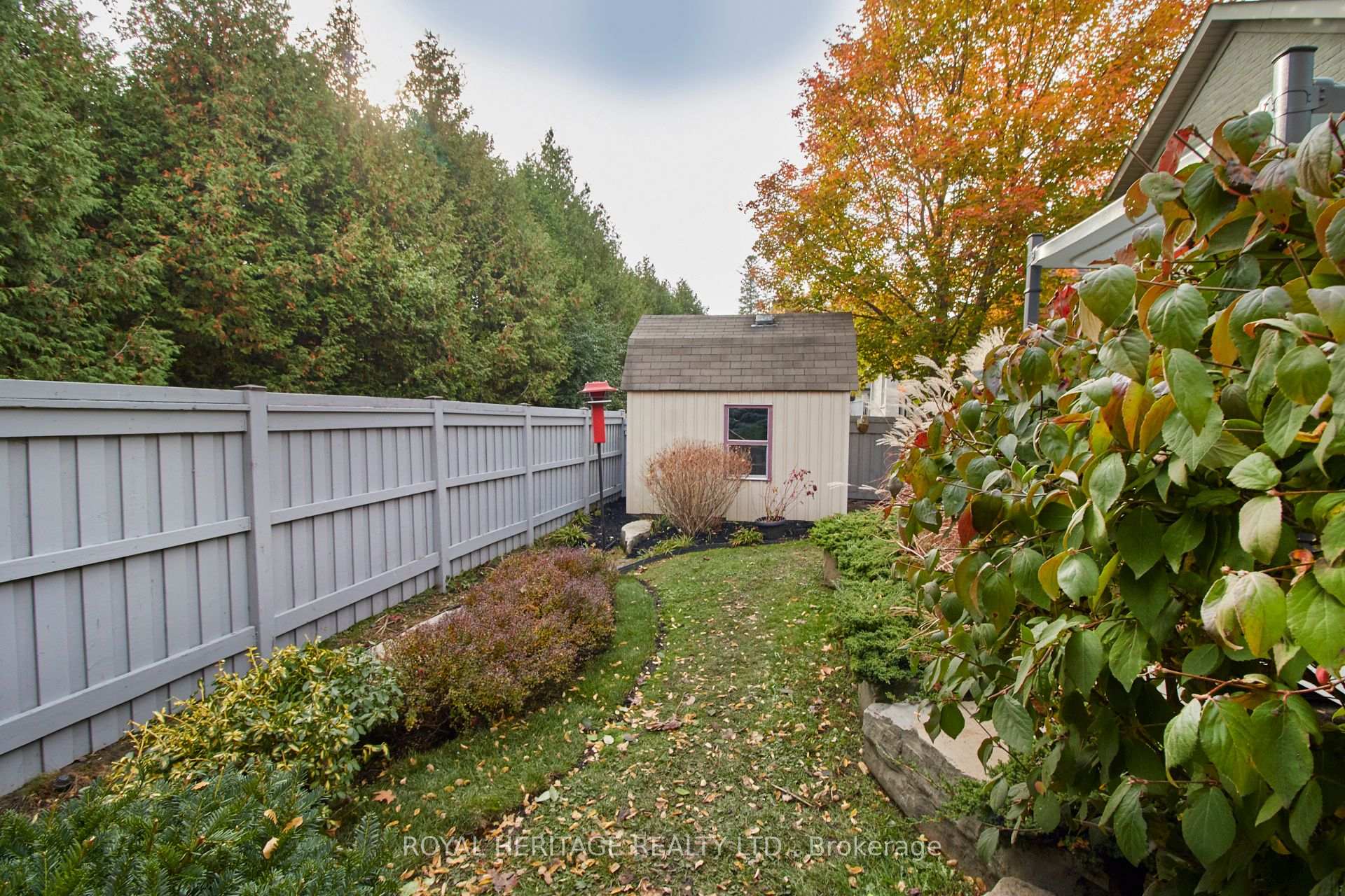Photo 39 of 96 North Street S, Whitby, Brooklin — HOMEH
