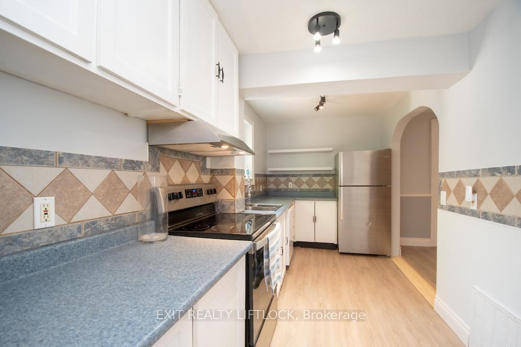 Photo 13 of 210 Dublin Street, Peterborough, Town Ward 3 — HOMEH
