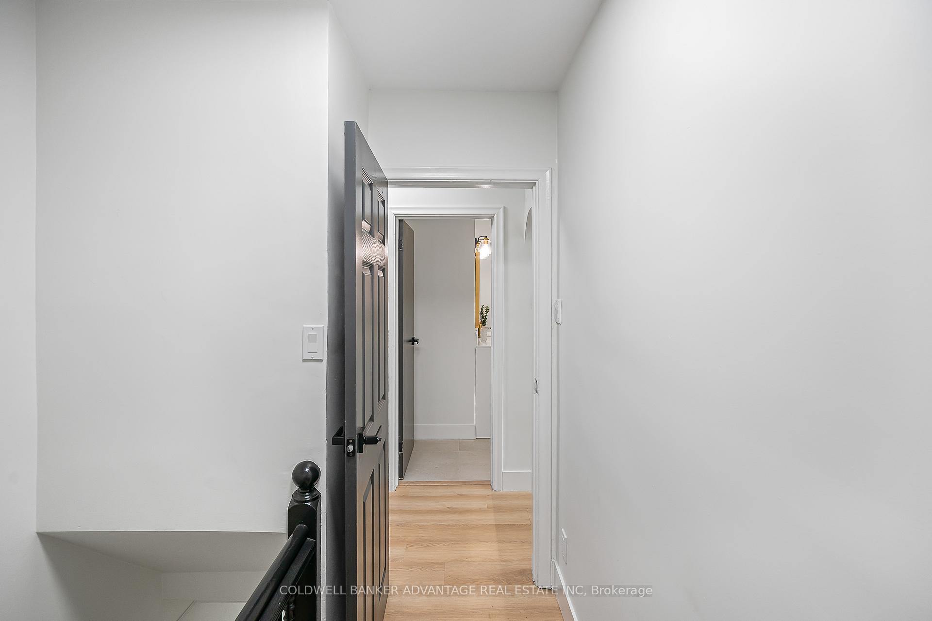 Photo 6 of 76 Golden Boulevard E, Welland, Lincoln/Crowland — HOMEH