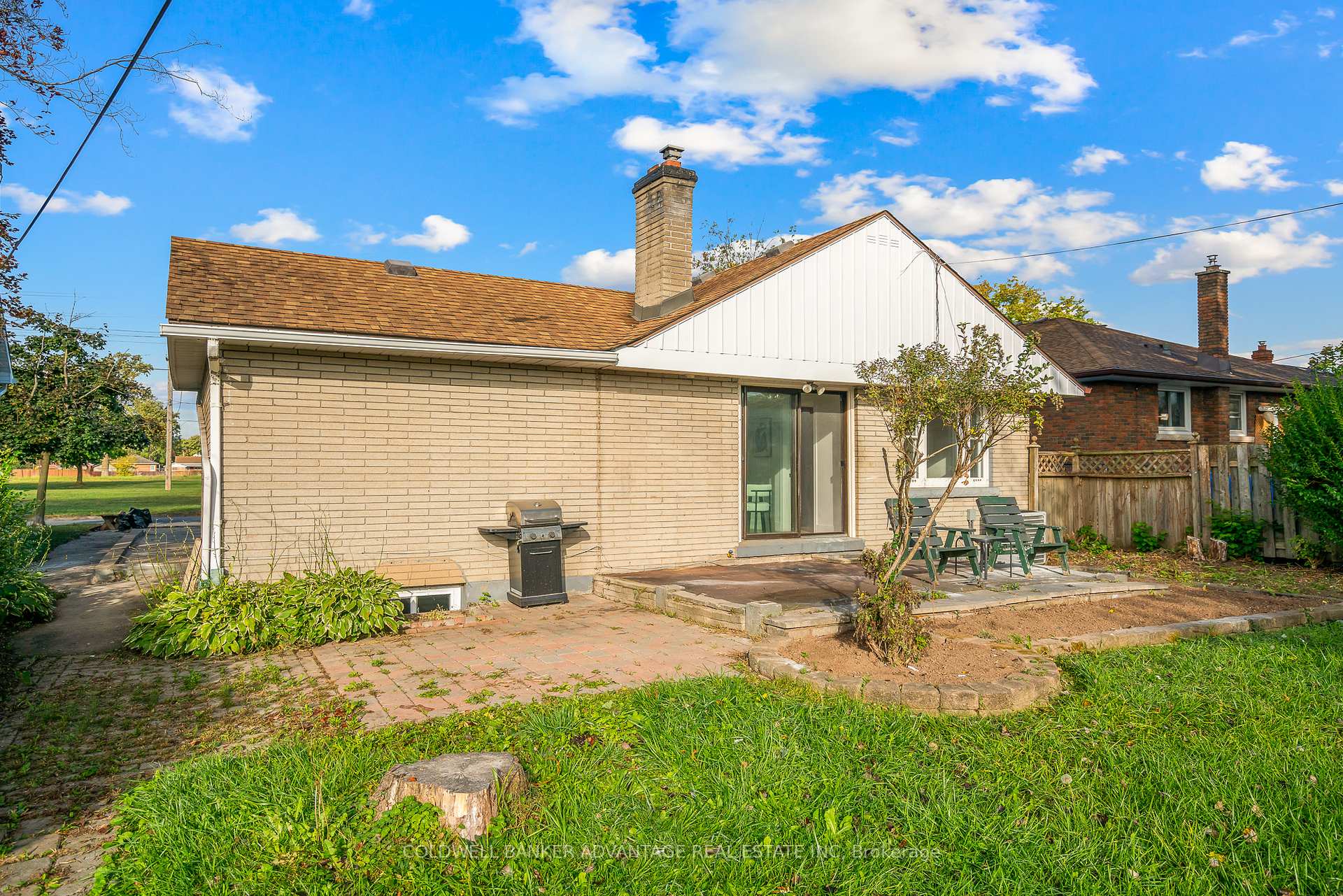 Photo 32 of 76 Golden Boulevard E, Welland, Lincoln/Crowland — HOMEH