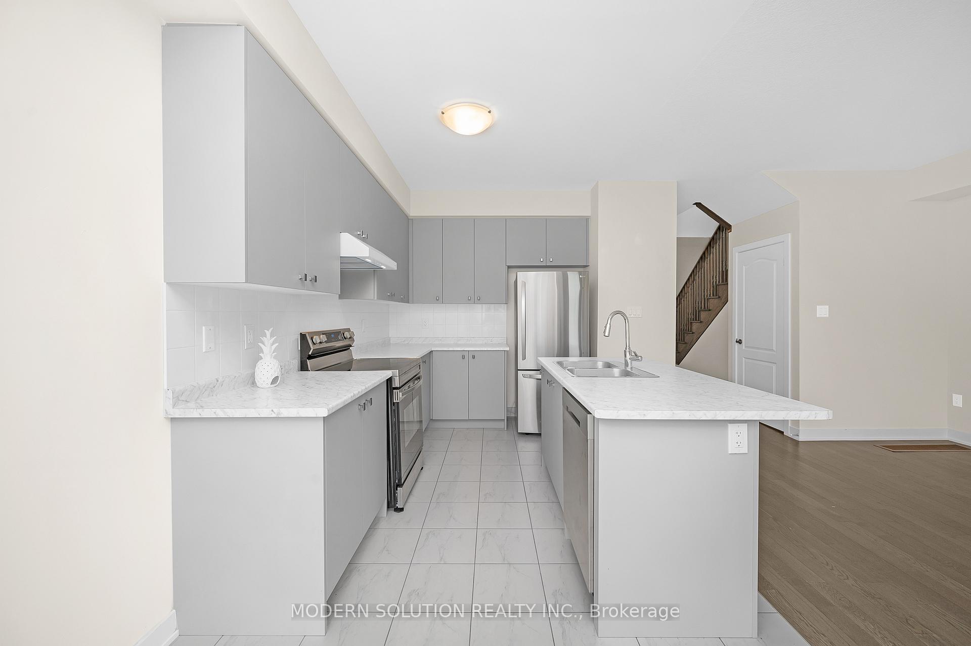 Photo 15 of 15 Aviron Crescent, Welland, Dain City — HOMEH