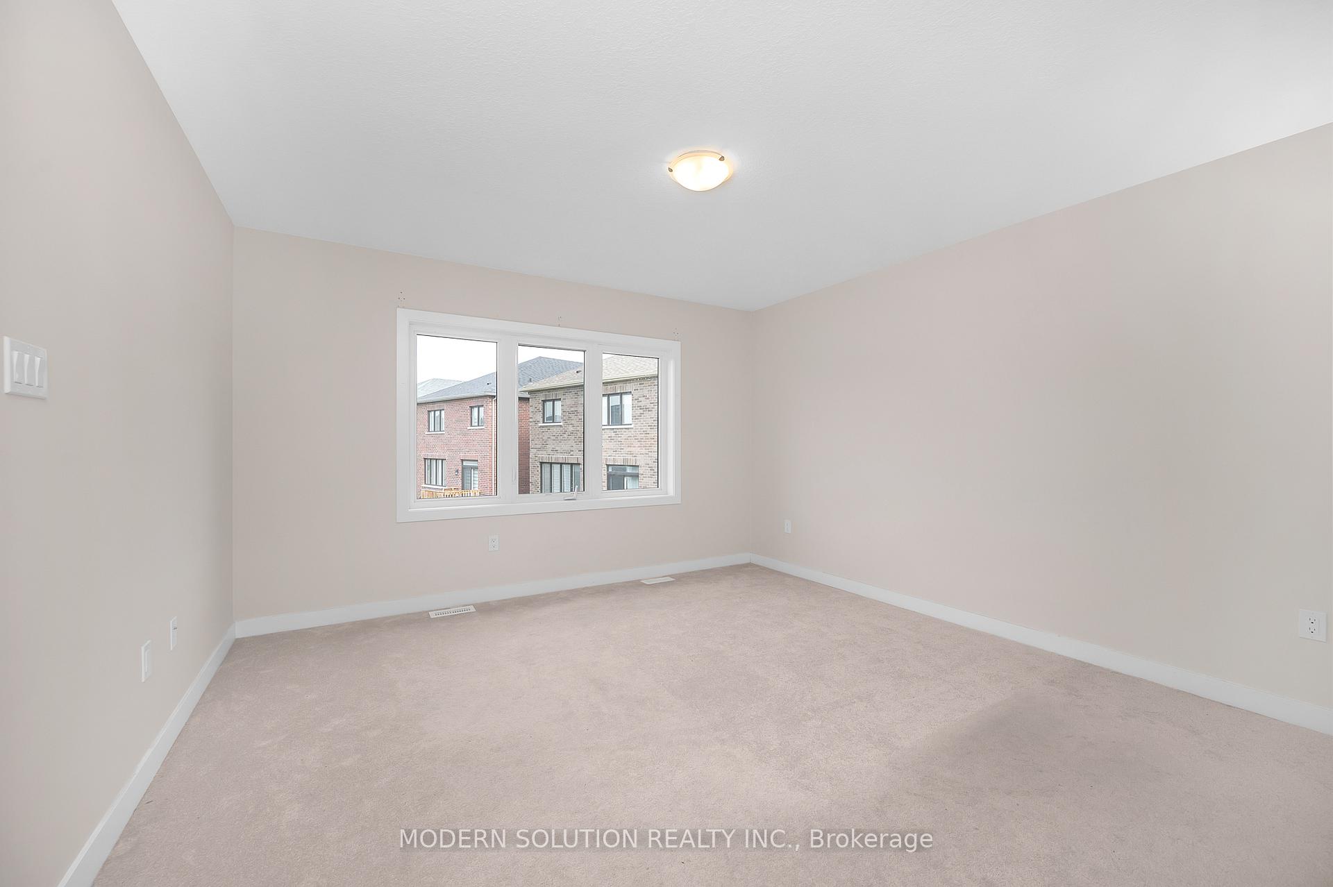 Photo 21 of 15 Aviron Crescent, Welland, Dain City — HOMEH