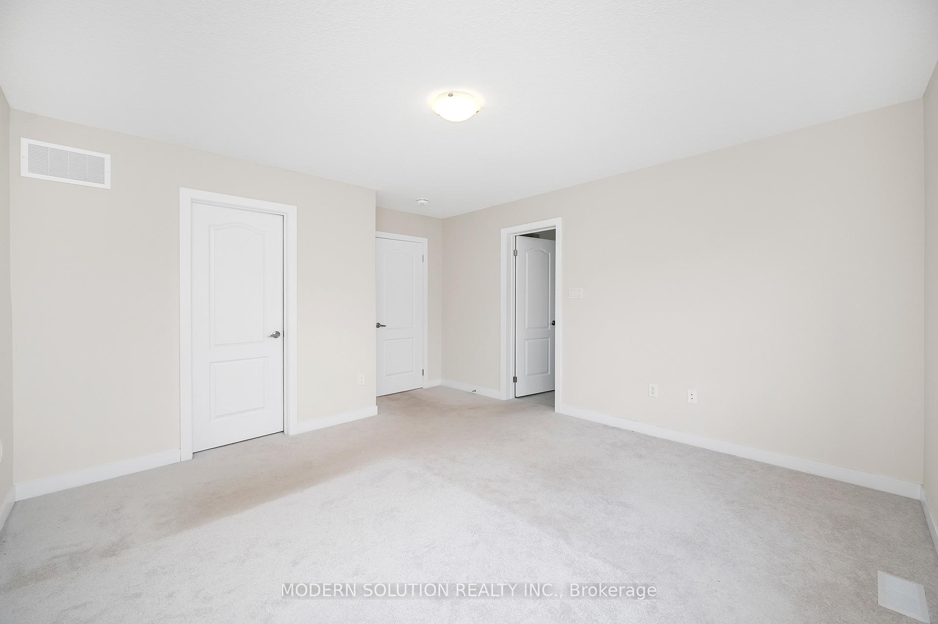 Photo 22 of 15 Aviron Crescent, Welland, Dain City — HOMEH