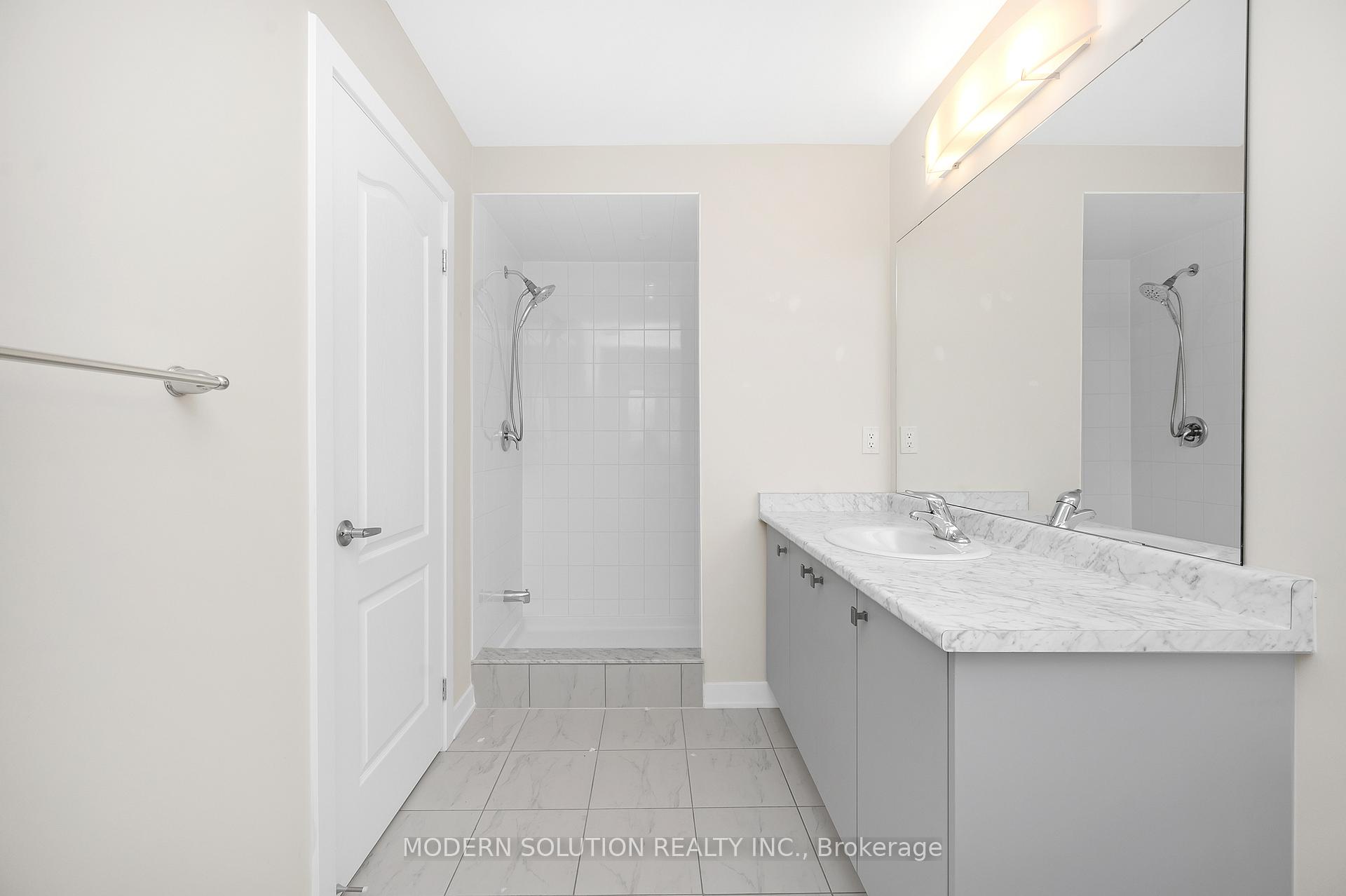 Photo 23 of 15 Aviron Crescent, Welland, Dain City — HOMEH