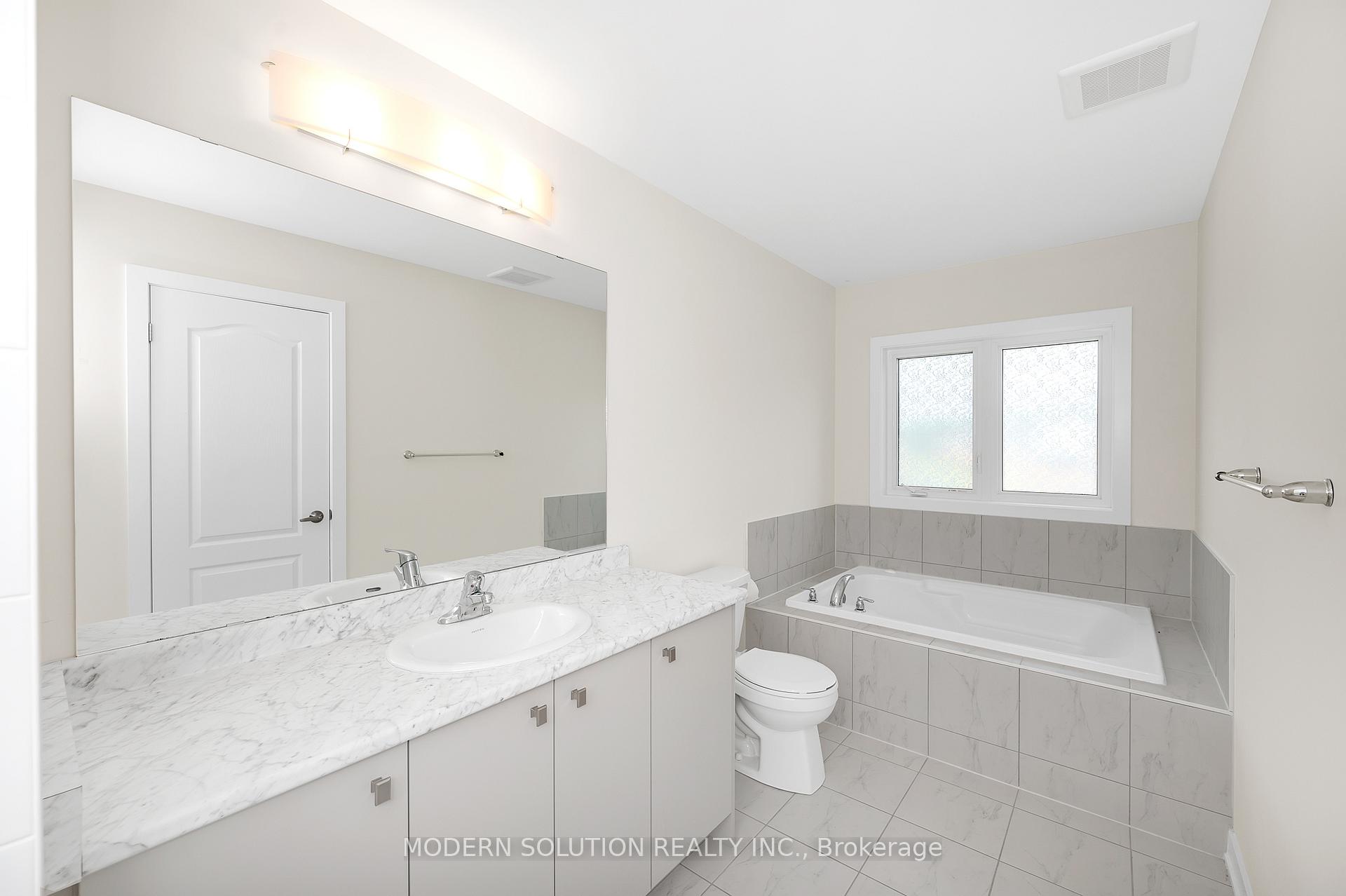 Photo 24 of 15 Aviron Crescent, Welland, Dain City — HOMEH