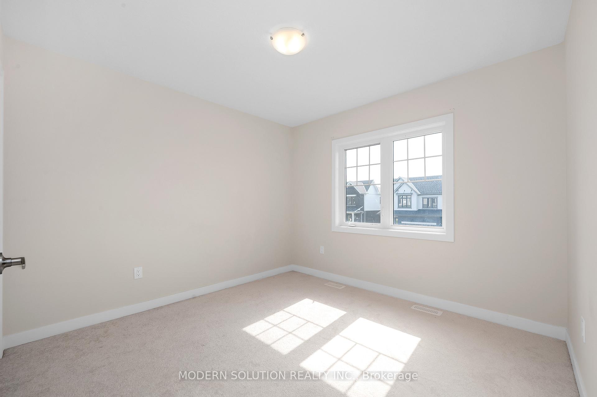 Photo 26 of 15 Aviron Crescent, Welland, Dain City — HOMEH