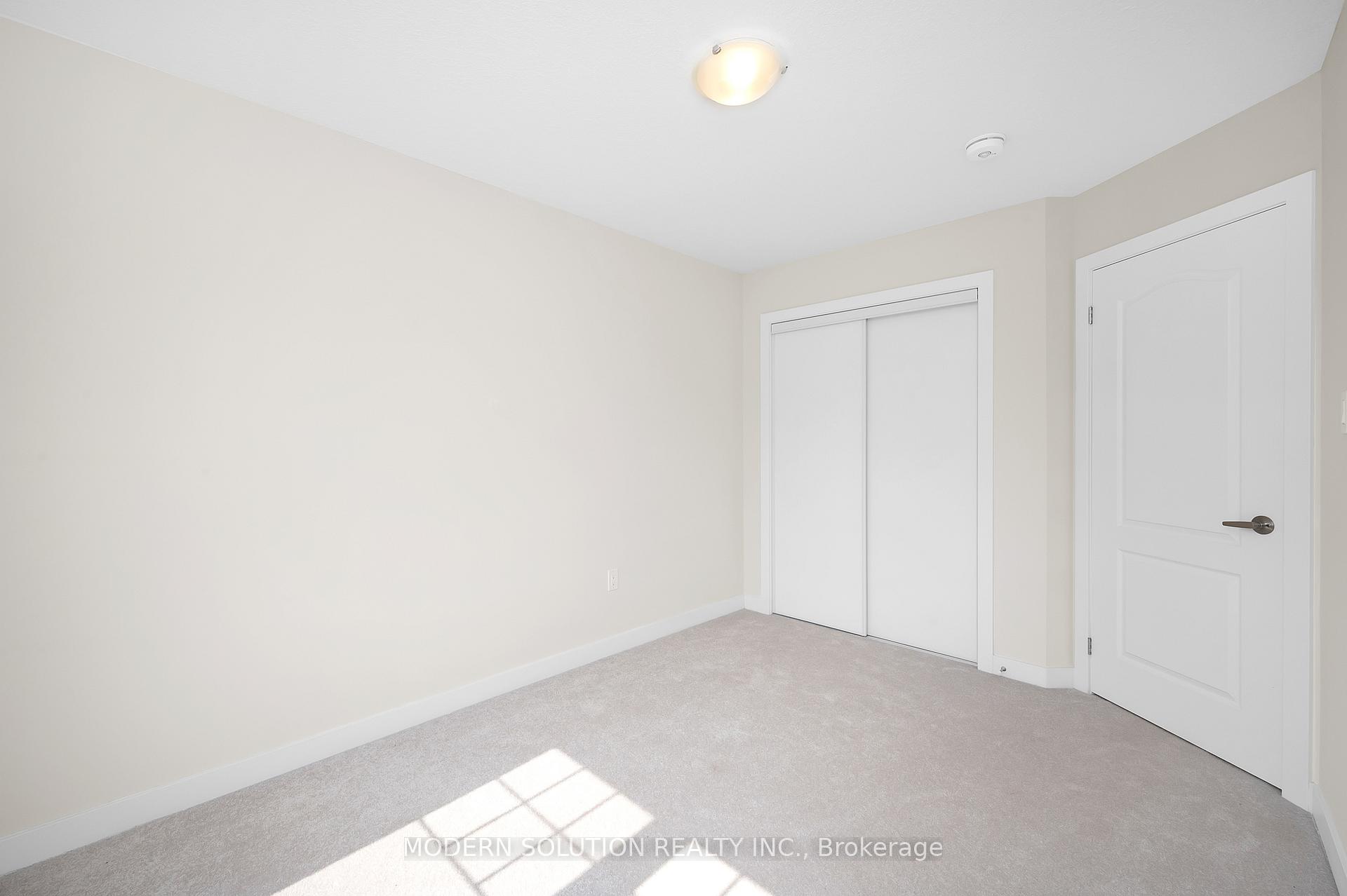 Photo 31 of 15 Aviron Crescent, Welland, Dain City — HOMEH