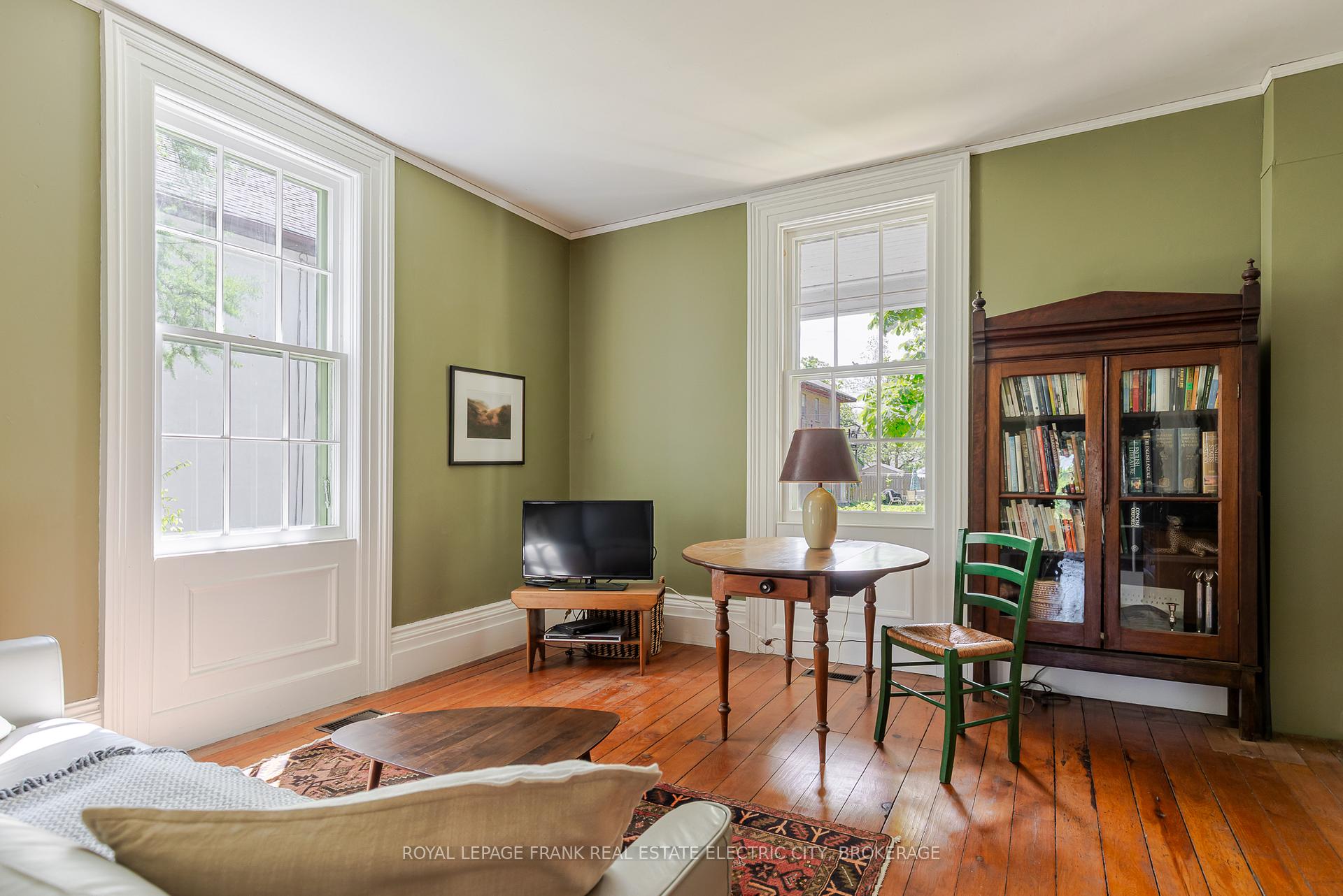 Photo 6 of 114 Dublin Street, Peterborough, Town Ward 3 — HOMEH