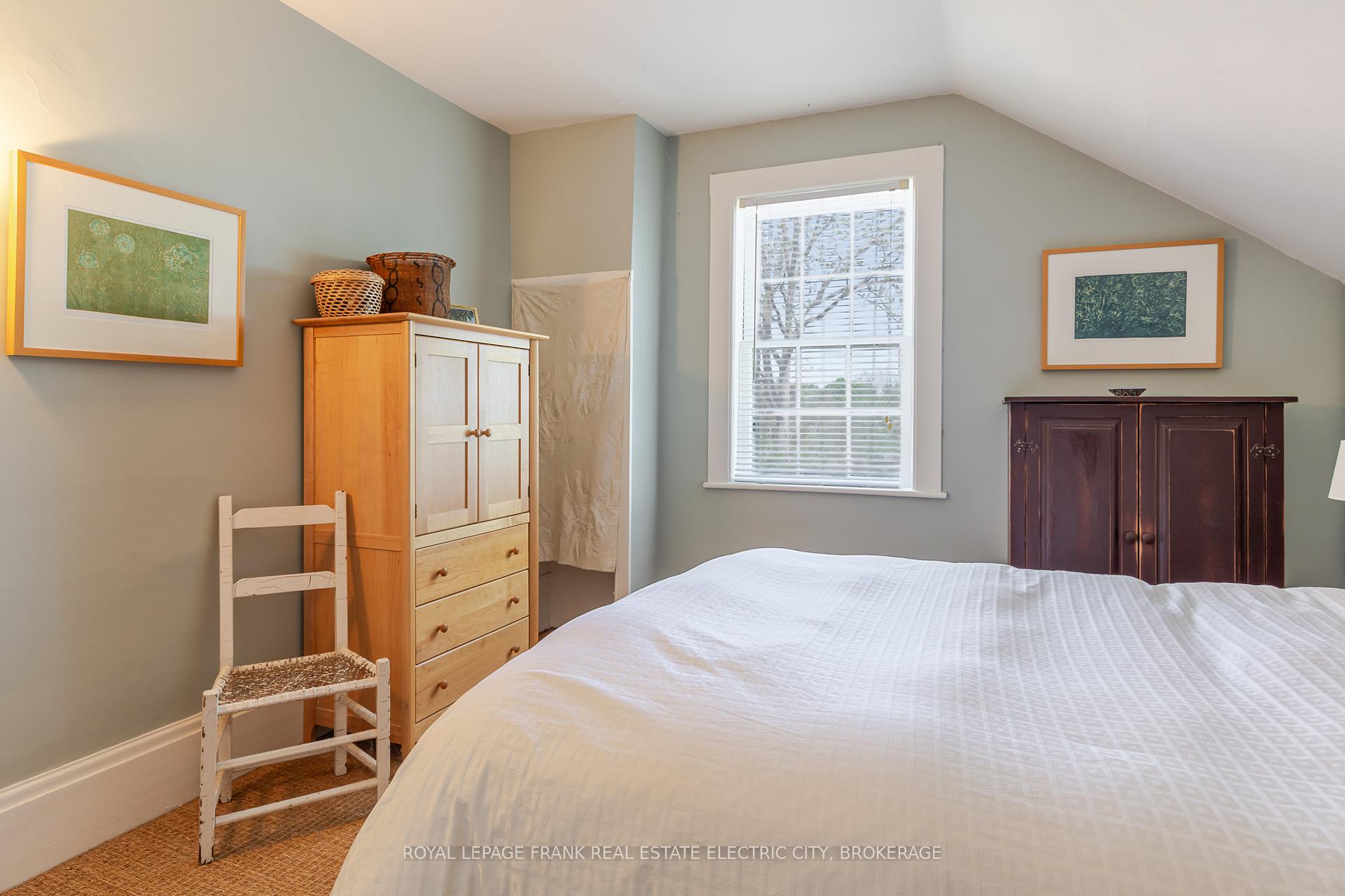 Photo 40 of 114 Dublin Street, Peterborough, Town Ward 3 — HOMEH