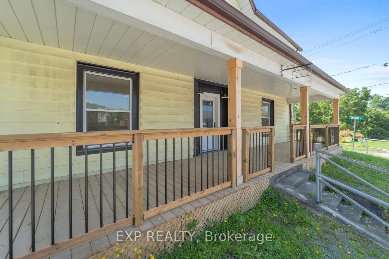 Photo 2 of Unit Unit 3, 165 Main Street, Brighton — HOMEH