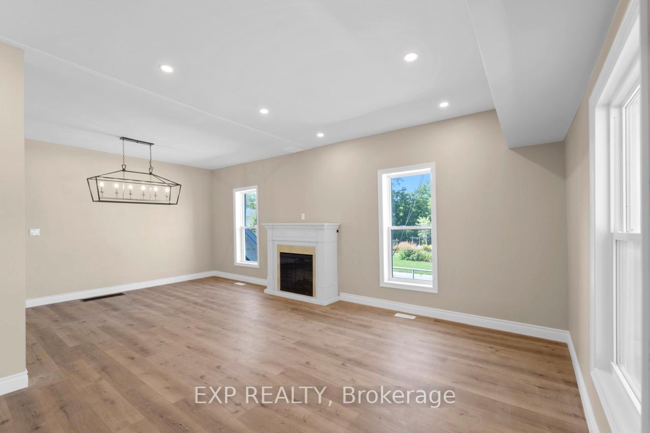 Photo 6 of Unit Unit 3, 165 Main Street, Brighton — HOMEH