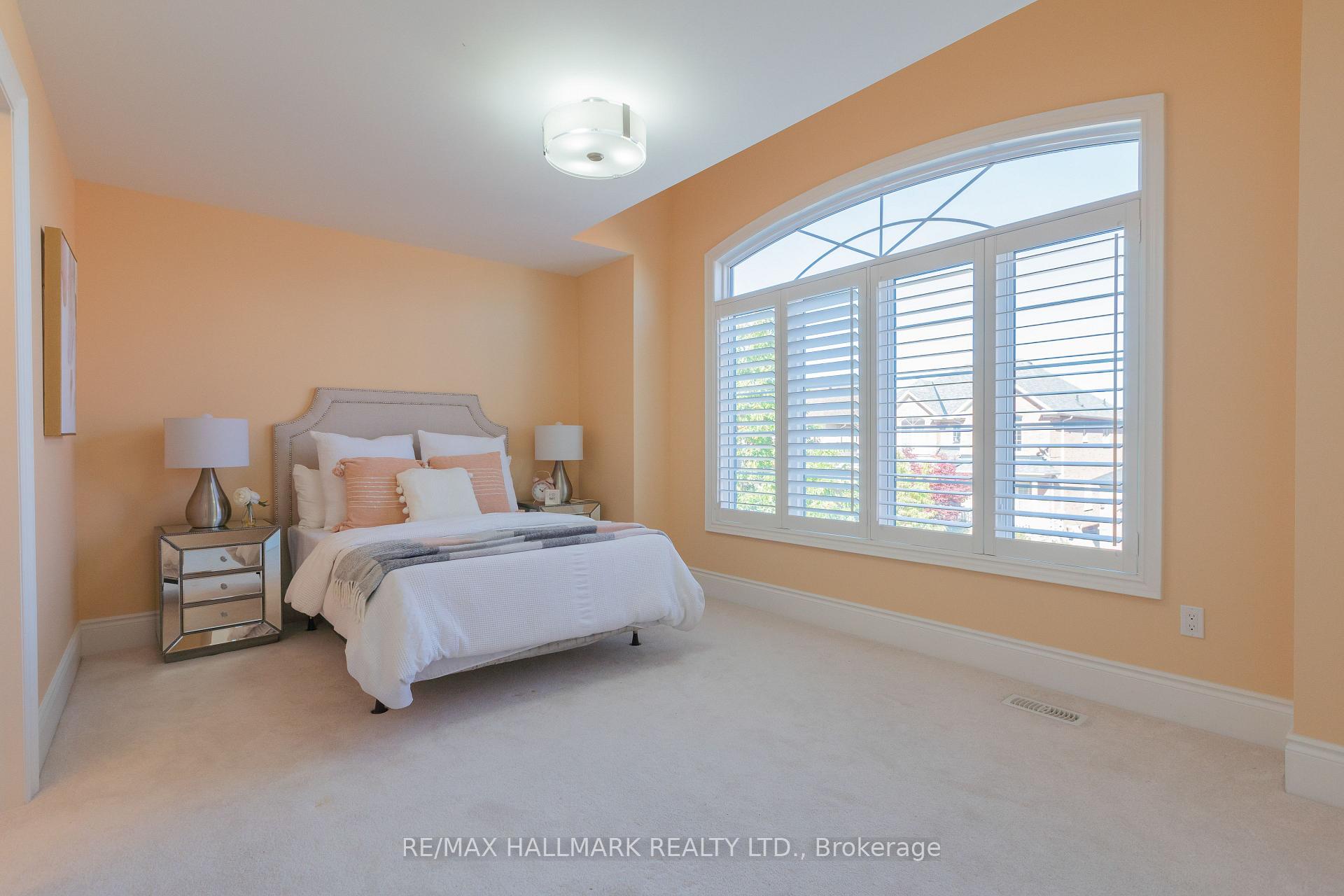 Photo 24 of 134 Kane Crescent, Aurora, Bayview Northeast — HOMEH