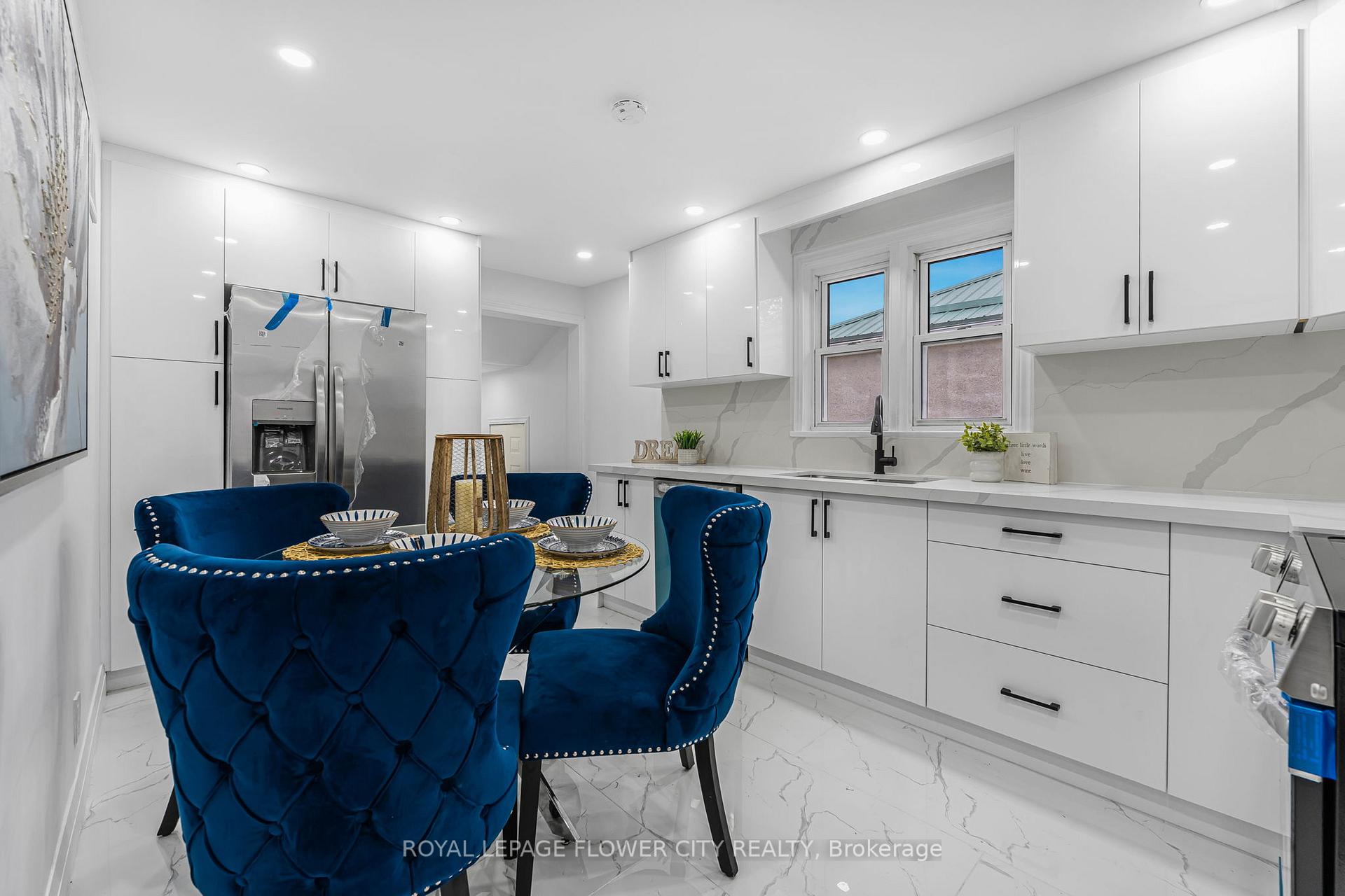 Photo 12 of 304 Wallace Avenue S, Welland, Lincoln/Crowland — HOMEH