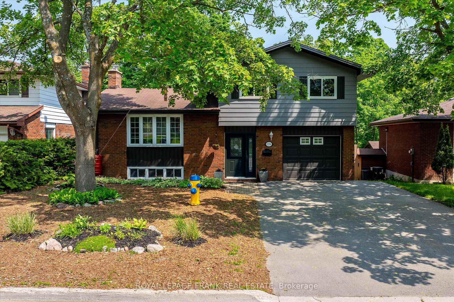 Front of 1296 Cartier Boulevard