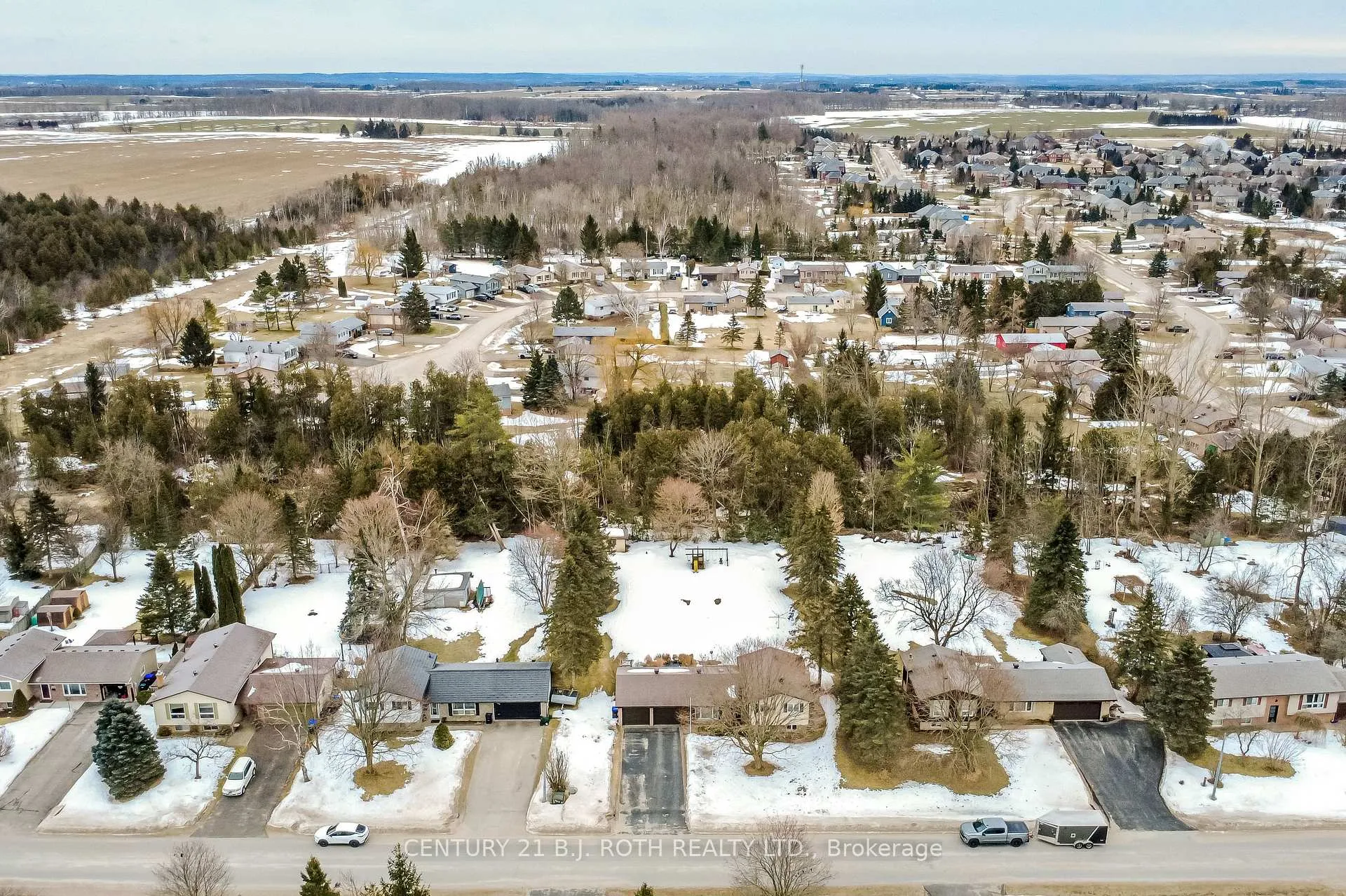 Photo 2 of 228 Spencer Avenue, Essa, Thornton — HOMEH