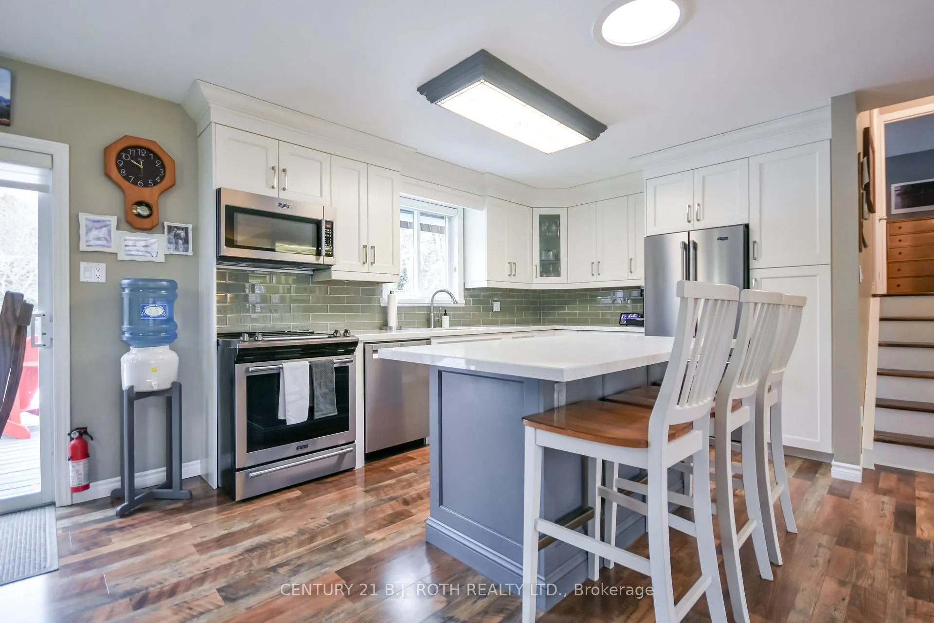 Photo 8 of 228 Spencer Avenue, Essa, Thornton — HOMEH