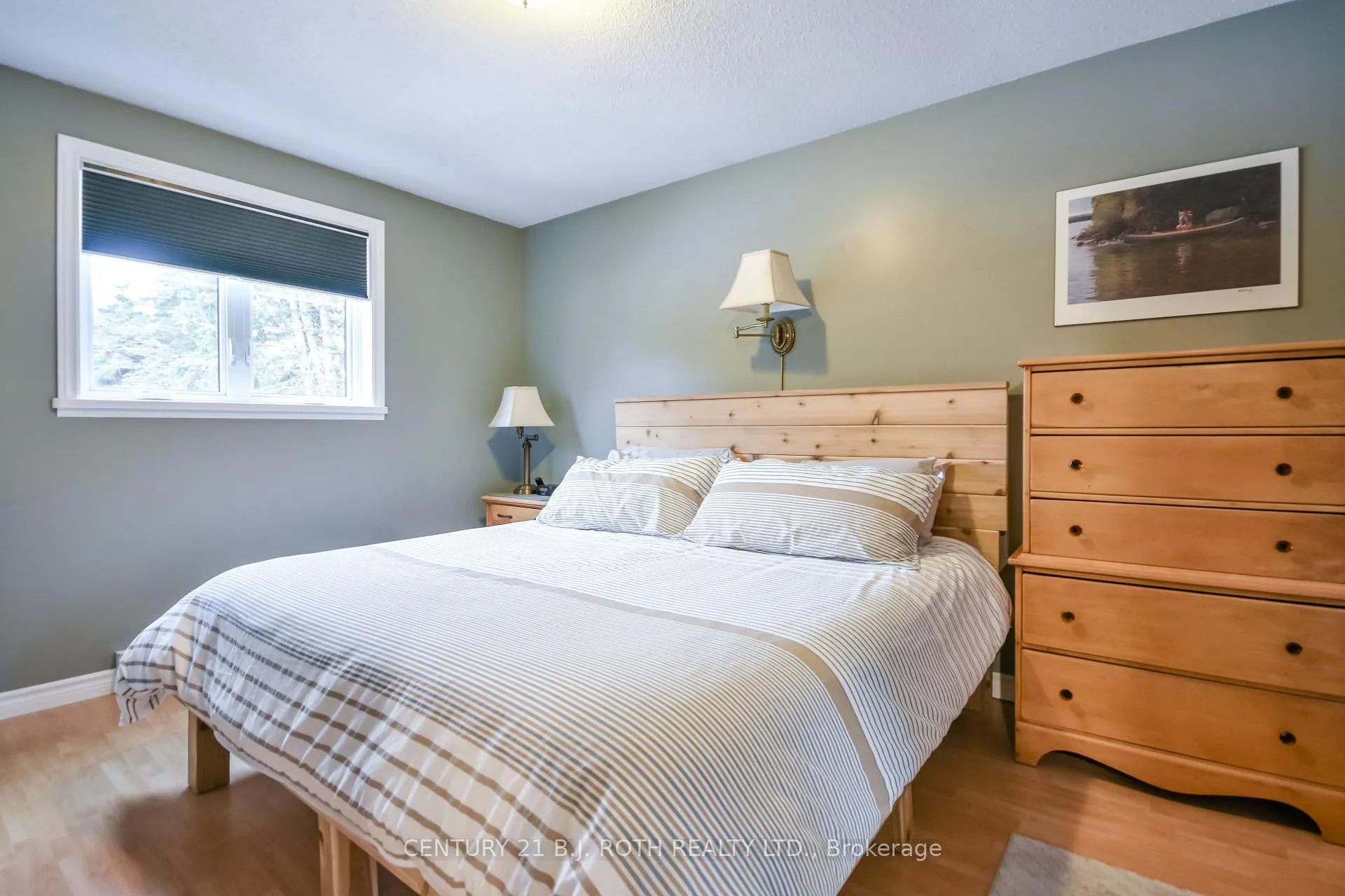Photo 15 of 228 Spencer Avenue, Essa, Thornton — HOMEH