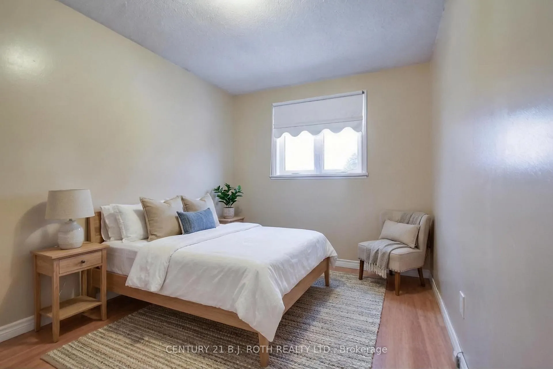 Photo 18 of 228 Spencer Avenue, Essa, Thornton — HOMEH