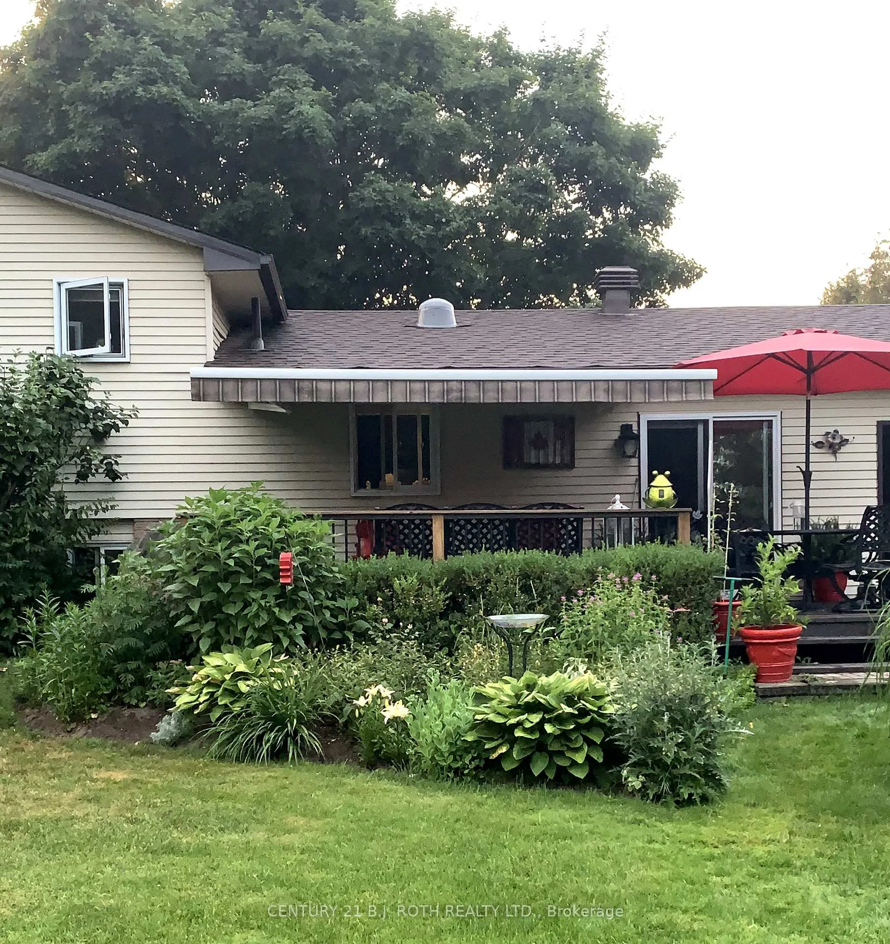 Photo 33 of 228 Spencer Avenue, Essa, Thornton — HOMEH