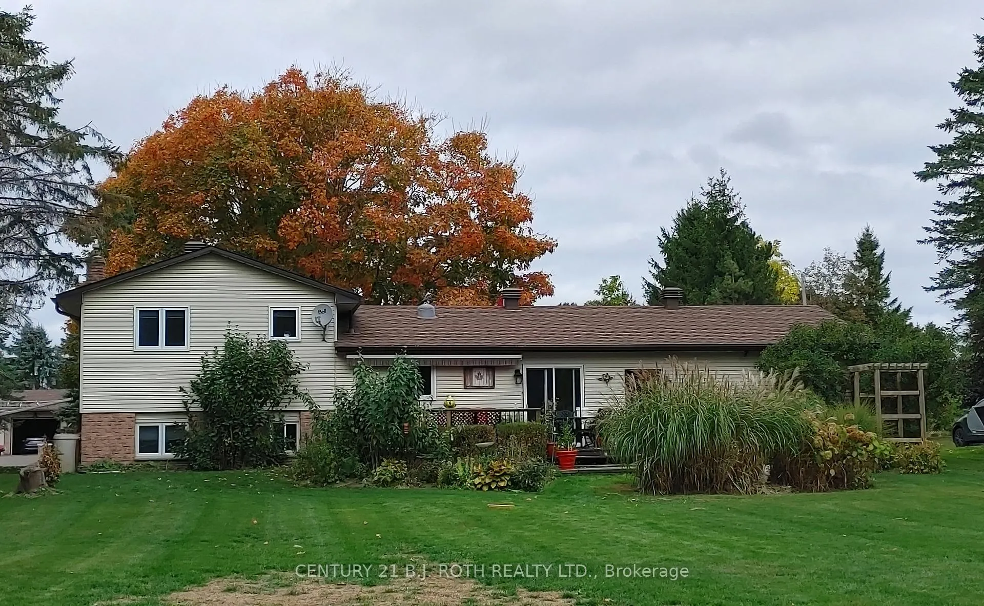 Photo 34 of 228 Spencer Avenue, Essa, Thornton — HOMEH