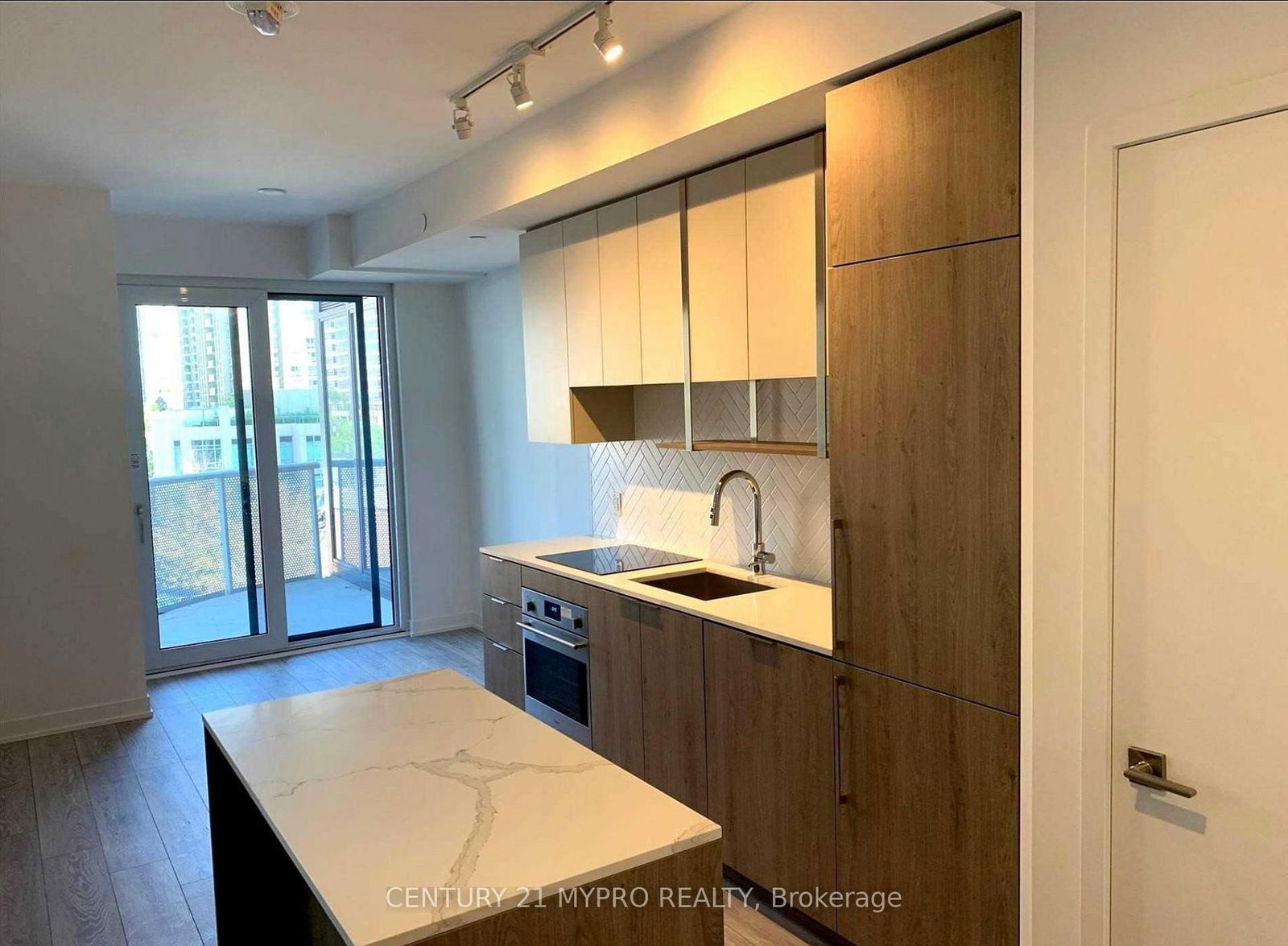 Photo 2 of Unit 507, 15 Holmes Ave, North York, Willowdale East — HOMEH