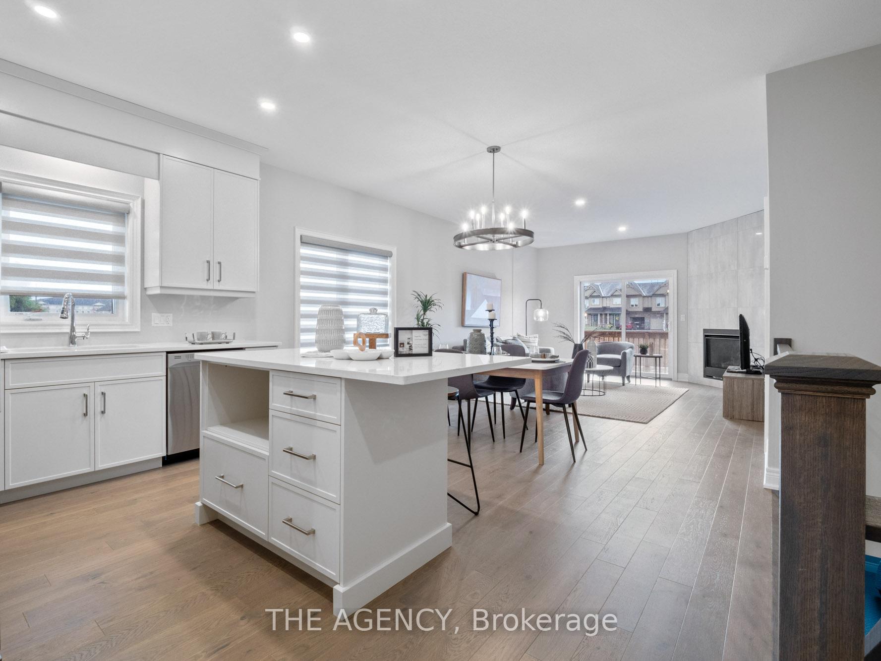 Photo 5 of 32 Austin Drive, Welland, West Welland — HOMEH