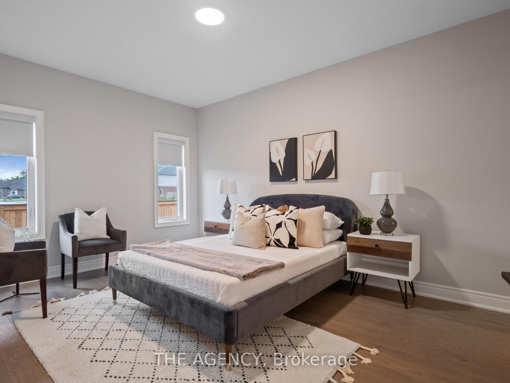Photo 10 of 32 Austin Drive, Welland, West Welland — HOMEH
