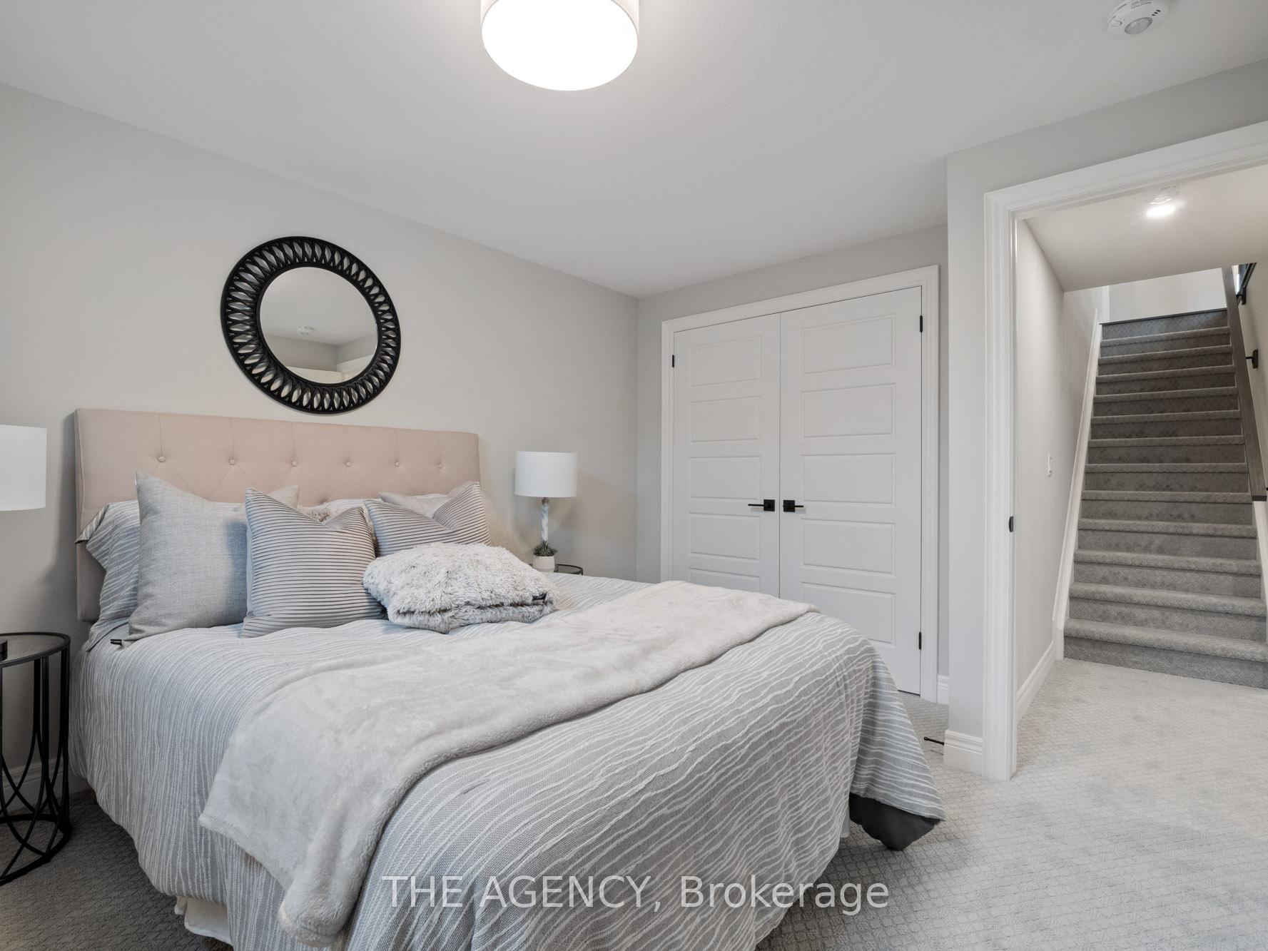 Photo 16 of 32 Austin Drive, Welland, West Welland — HOMEH