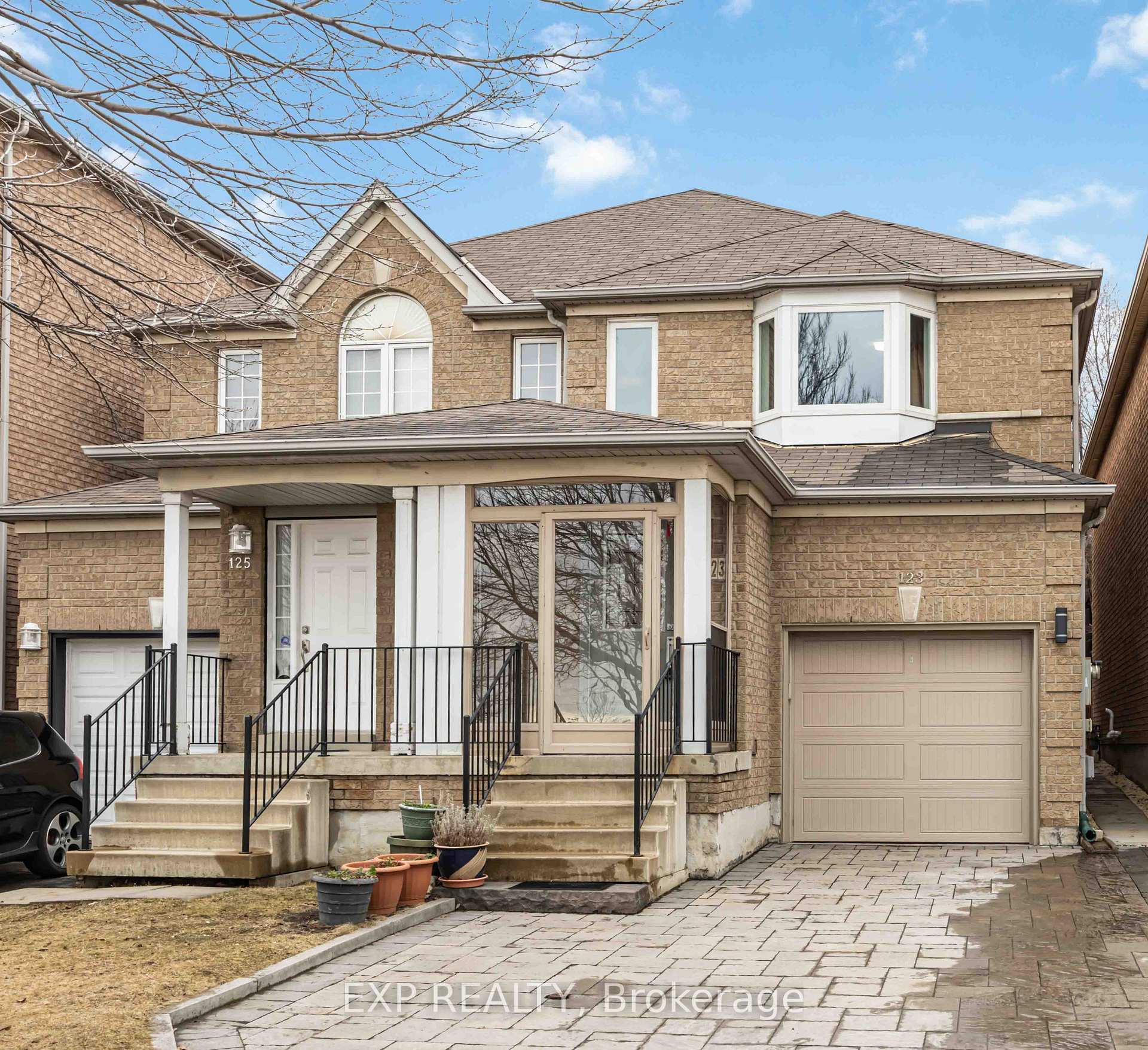 Front of 123 Sassafras Circle