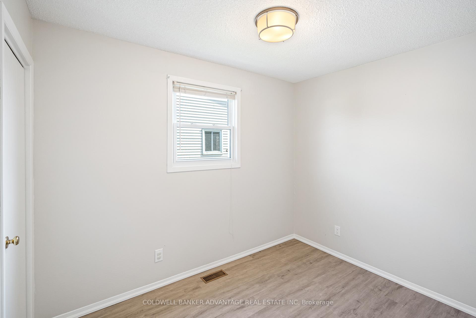 Photo 16 of 168 Windsor Street, Welland, Broadway — HOMEH