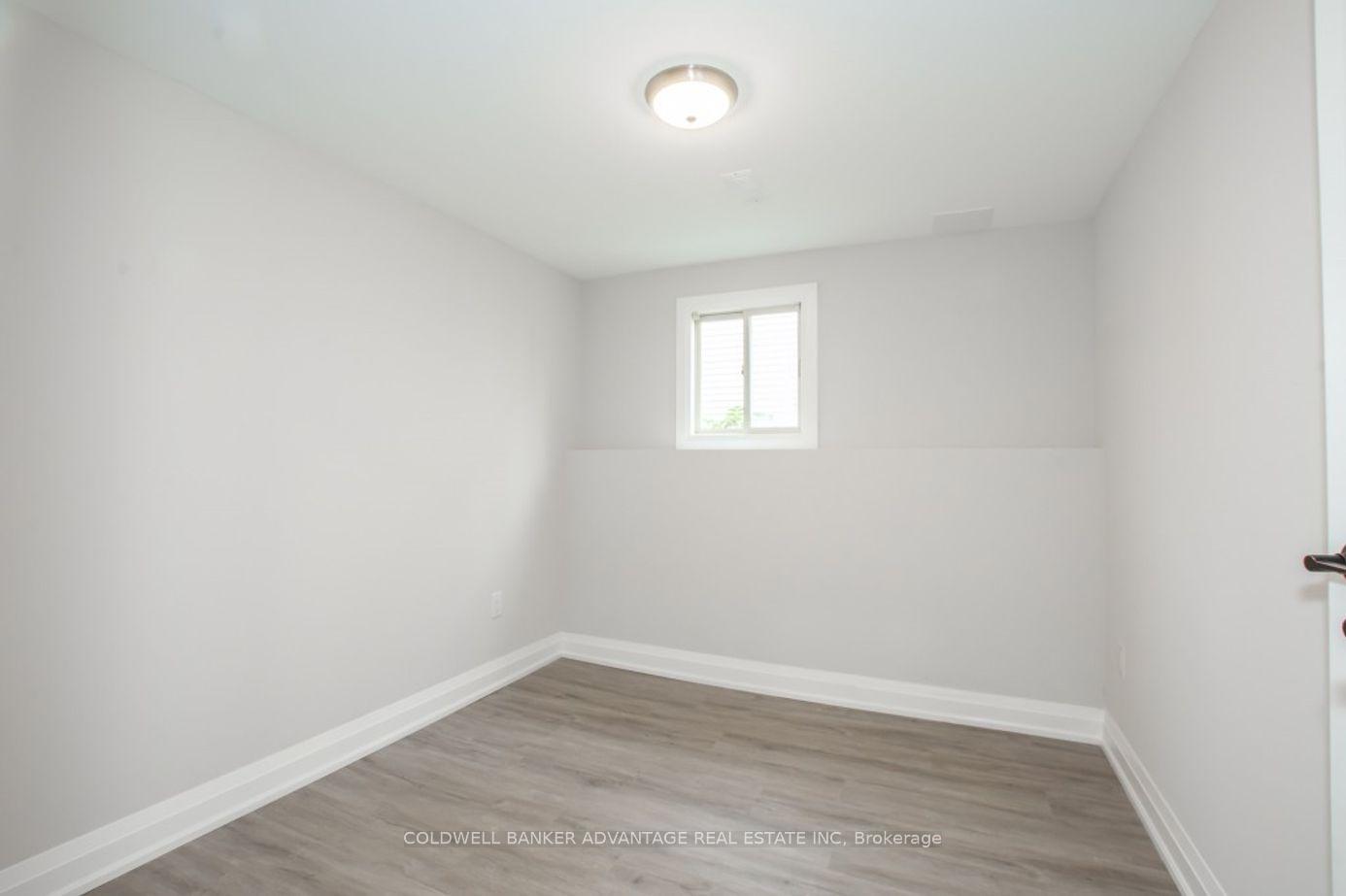 Photo 32 of 168 Windsor Street, Welland, Broadway — HOMEH