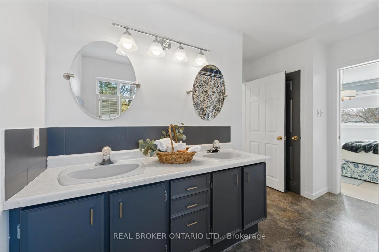 Photo 29 of 1449 Champlain Drive, Peterborough, Northcrest Ward 5 — HOMEH
